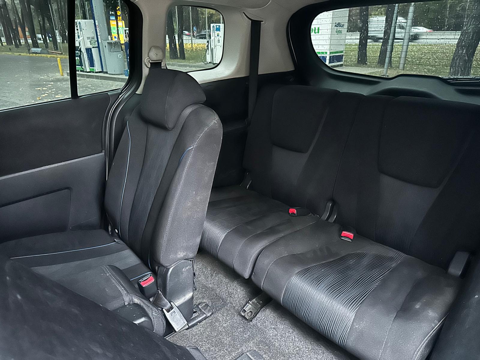 MAZDA 5 7-vietas