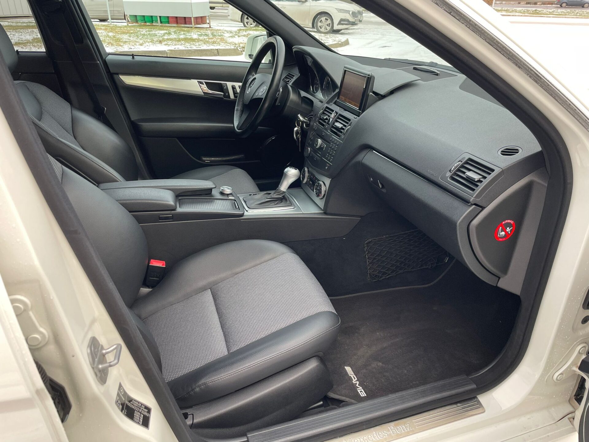 Mercedes Benz C320 Avantgarde AMG
