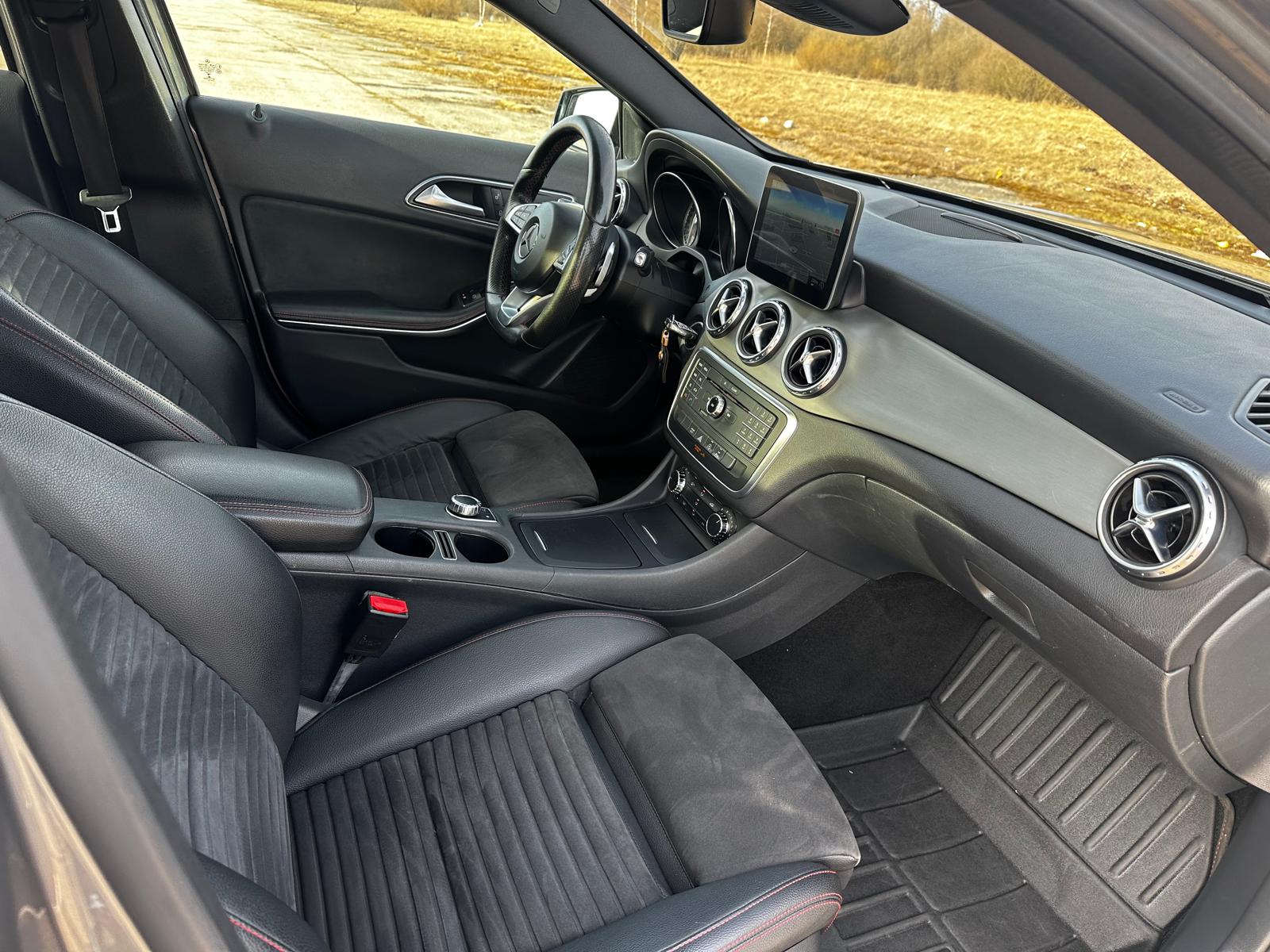 Mercedes GLA200