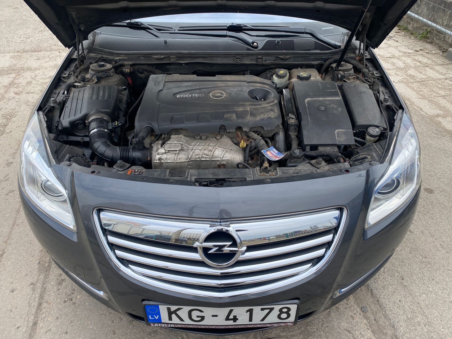 OPEL INSIGNIA SPORTS TOURER