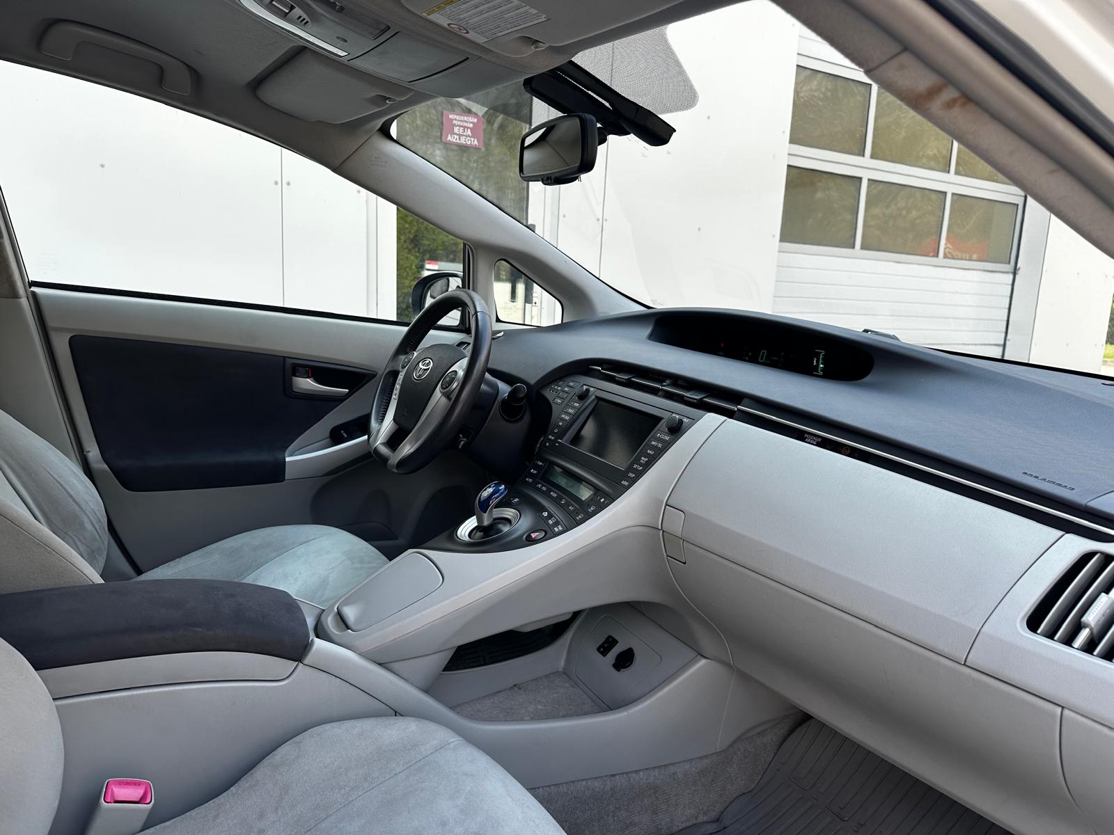 Toyota Prius Hybrid