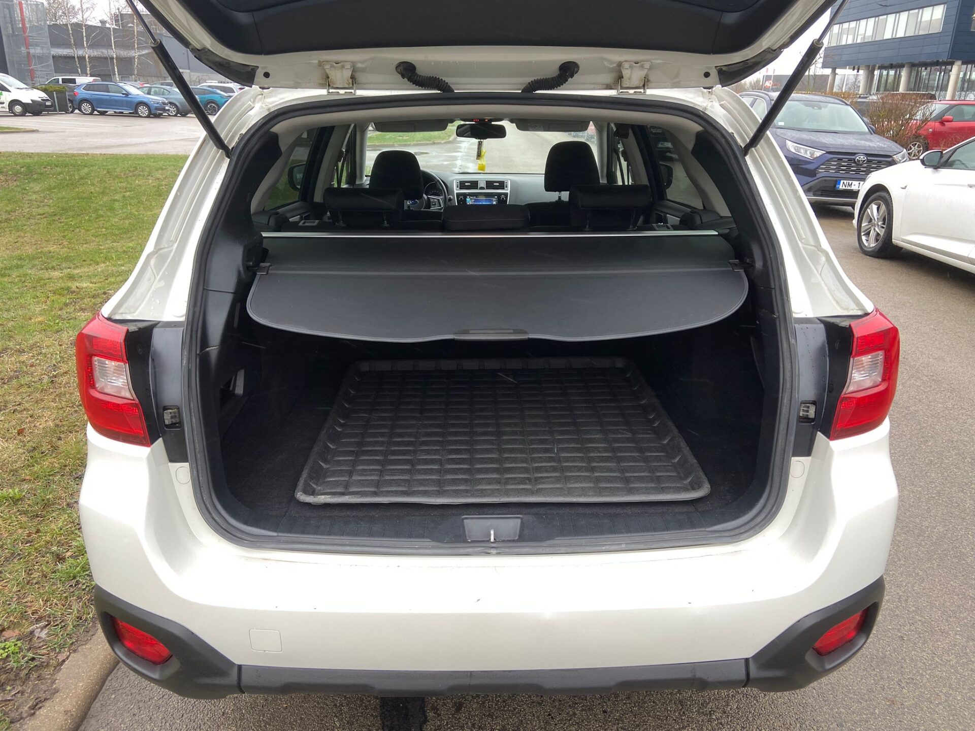 Subaru Outback Symmetrical Awd 4×4