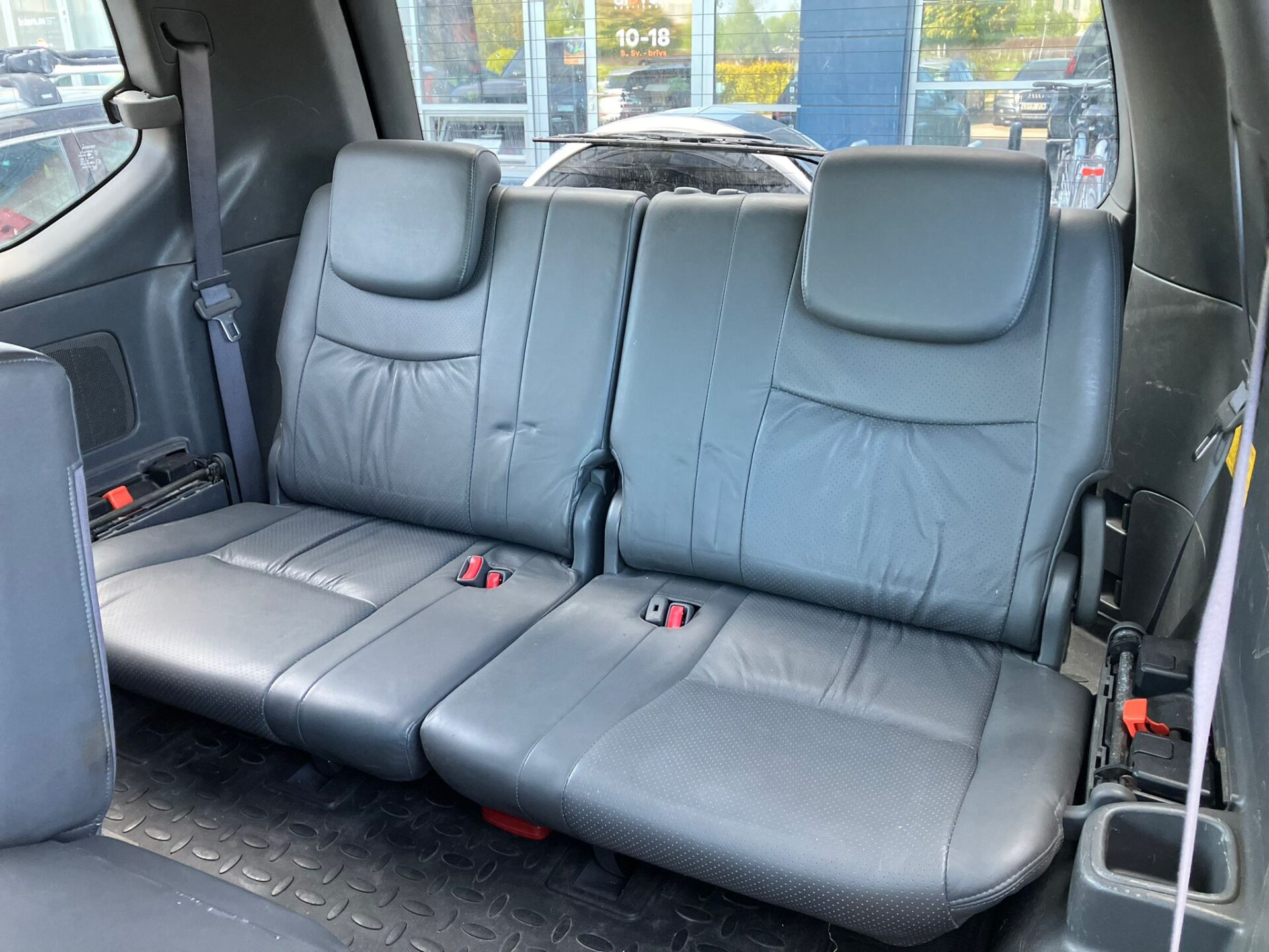 Toyota Land Cruiser D4D 4×4 8-мест
