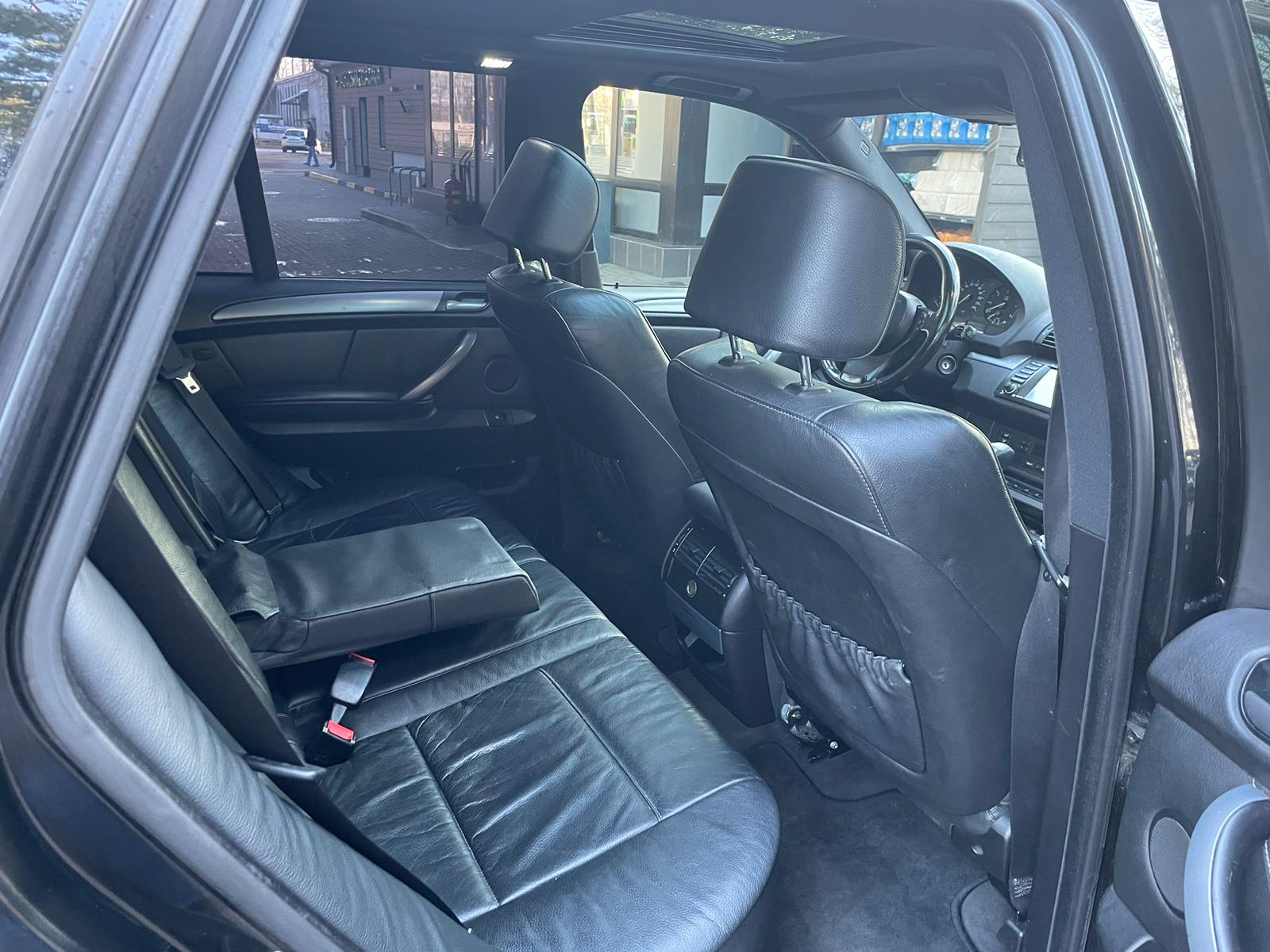 BMW X5 IS KOMPLEKTĀCIJĀ