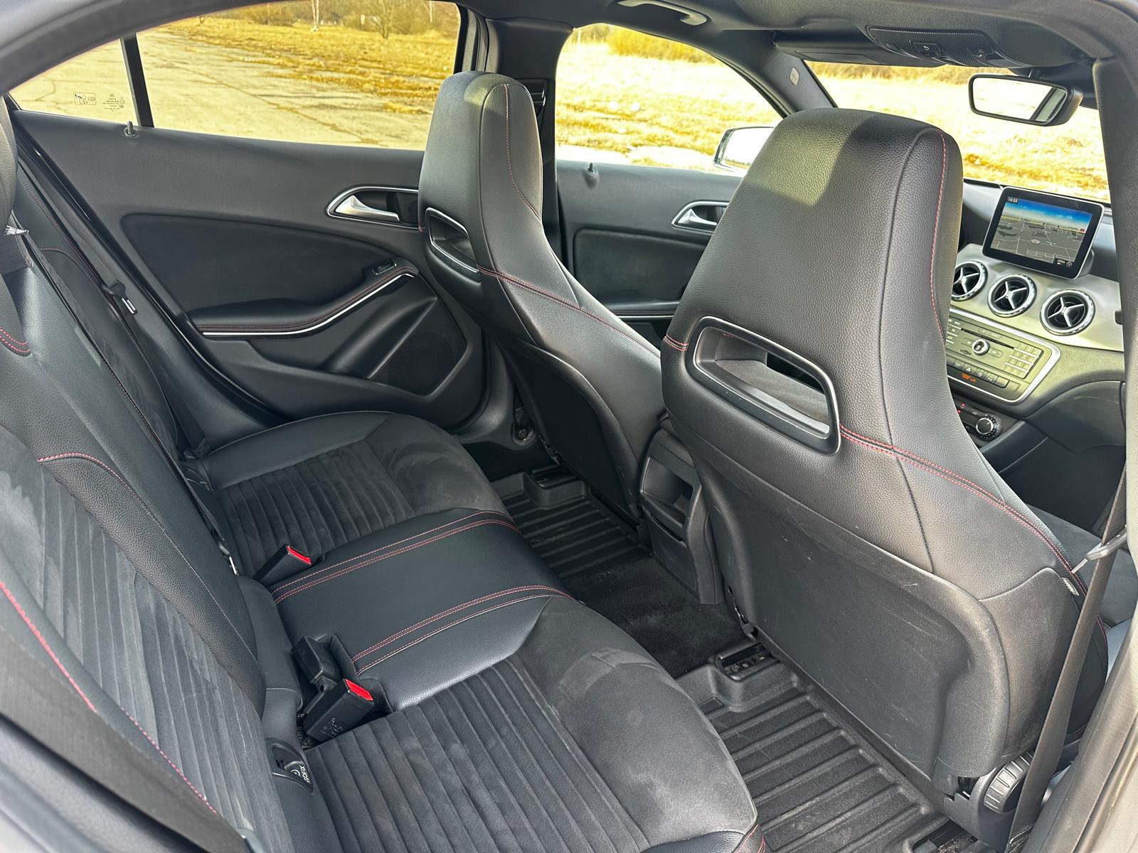 Mercedes GLA200