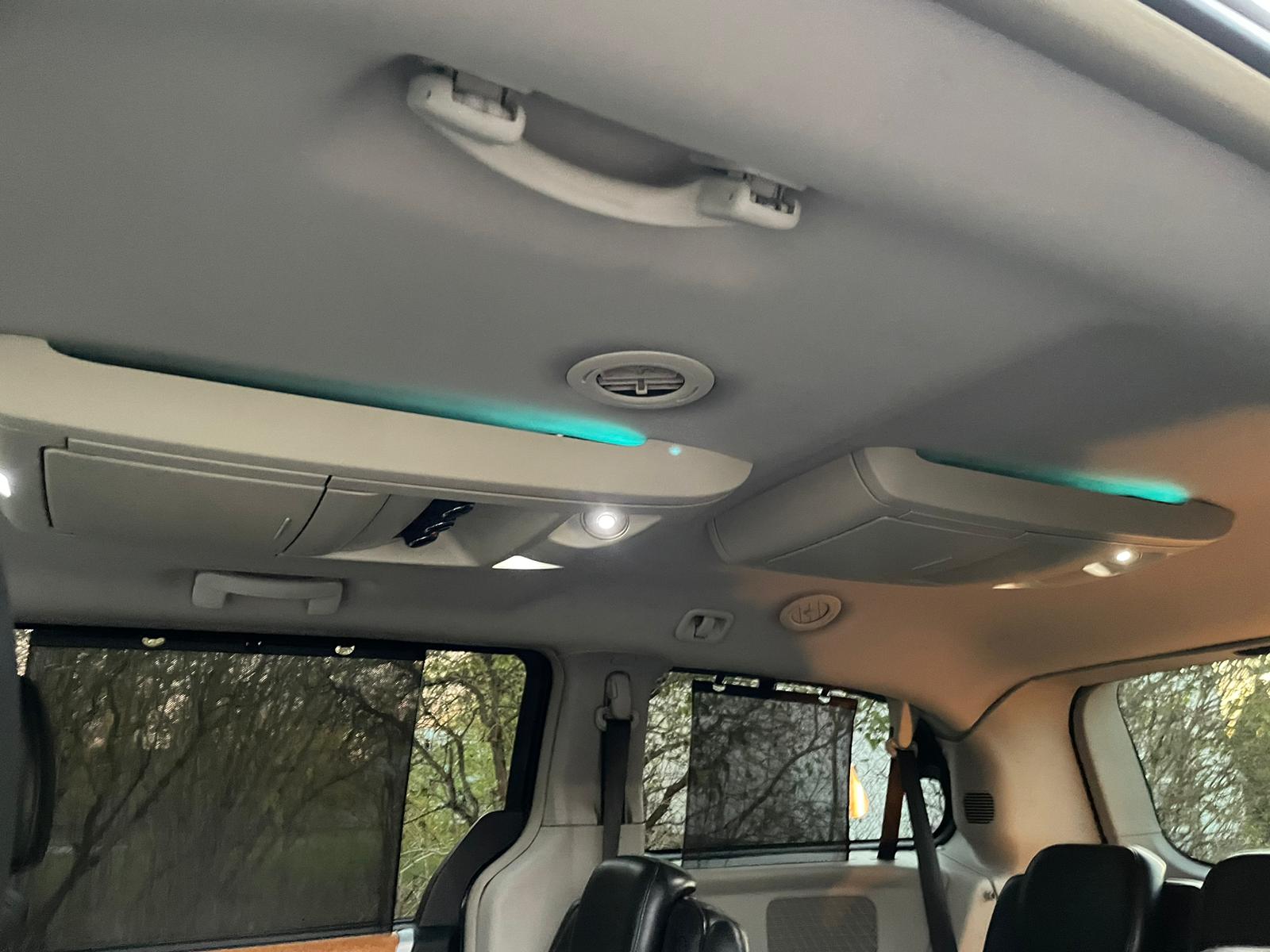 Chrysler Grand Voyager stowngo 7-VIETAS