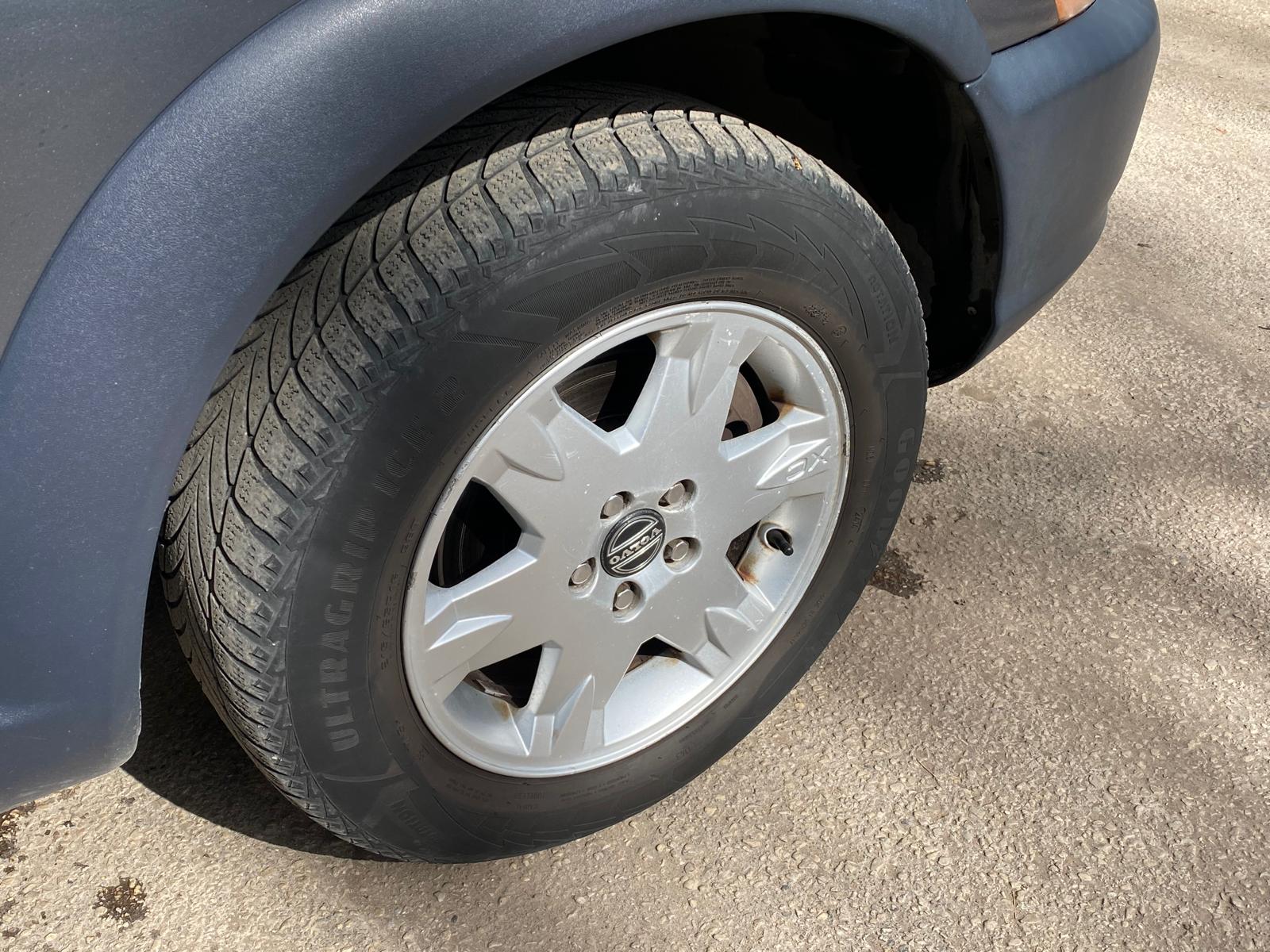 VOLVO XC70