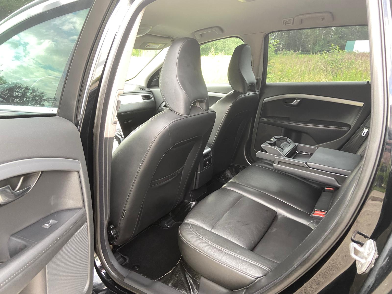 Volvo V70 Summum D4
