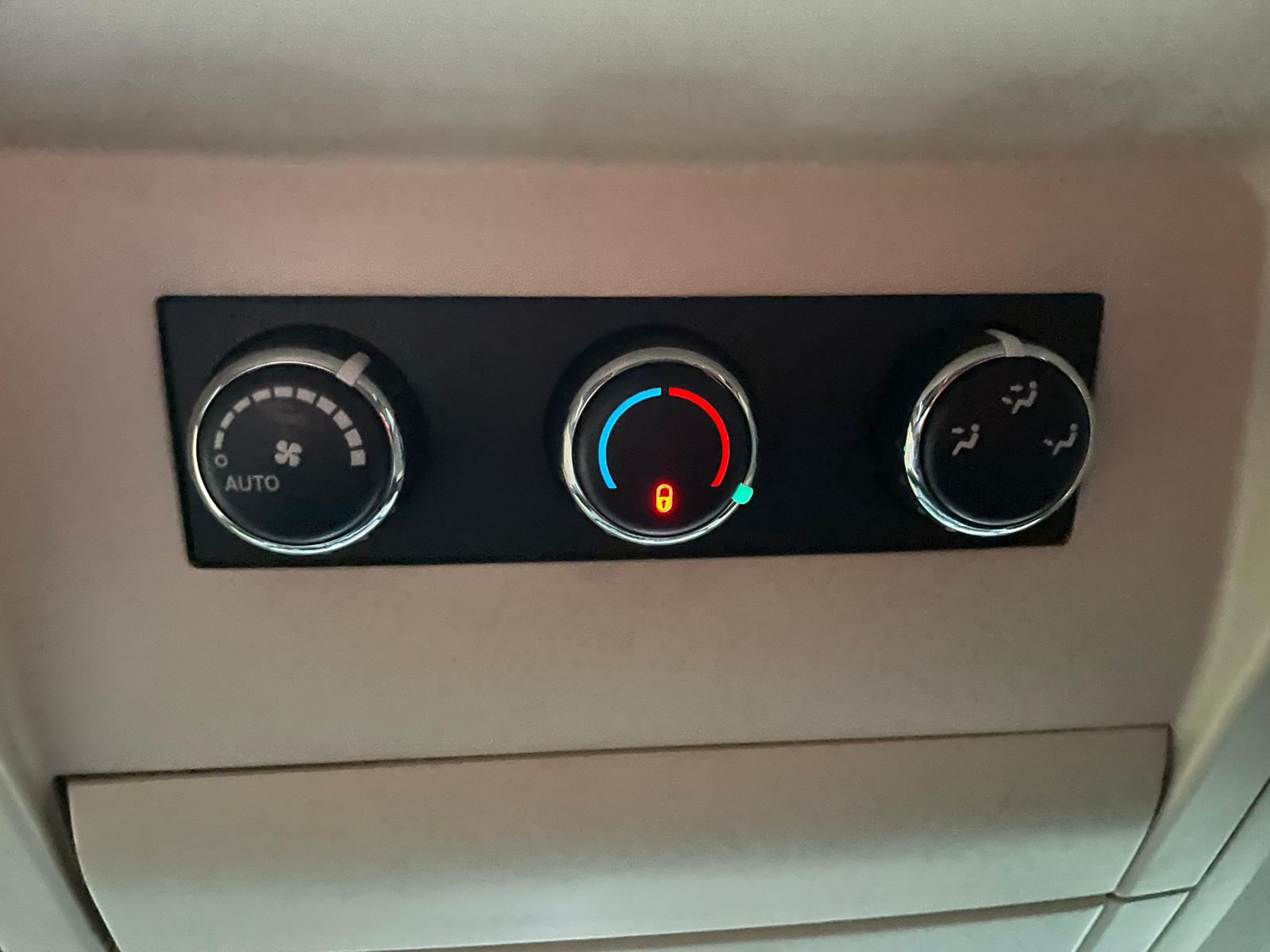 Chrysler Grand Voyager stowngo 7-VIETAS