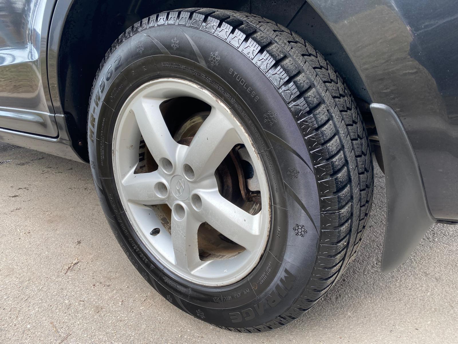 HYUNDAI SANTA FE 4WD