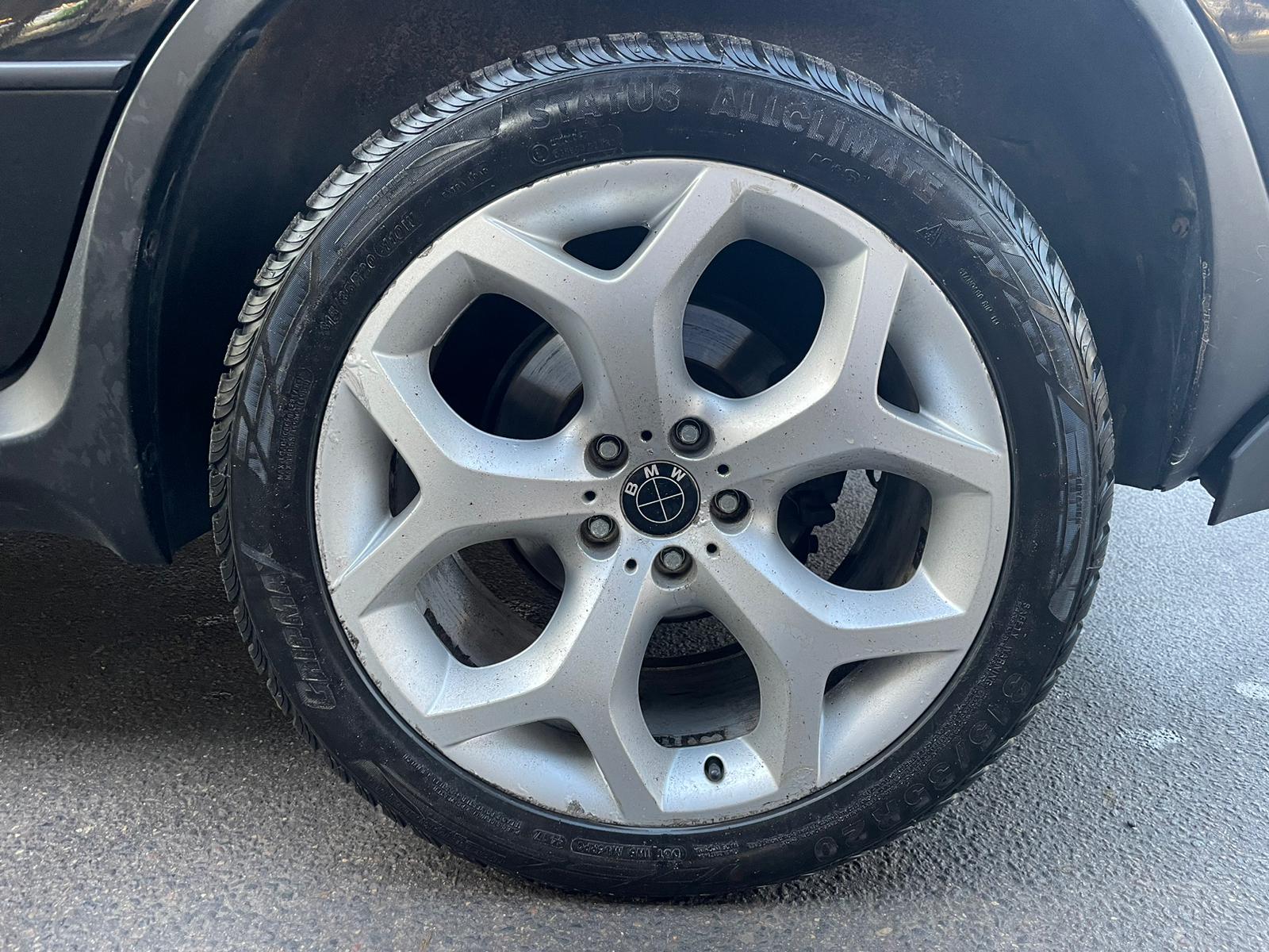 BMW X5 IS KOMPLEKTĀCIJĀ