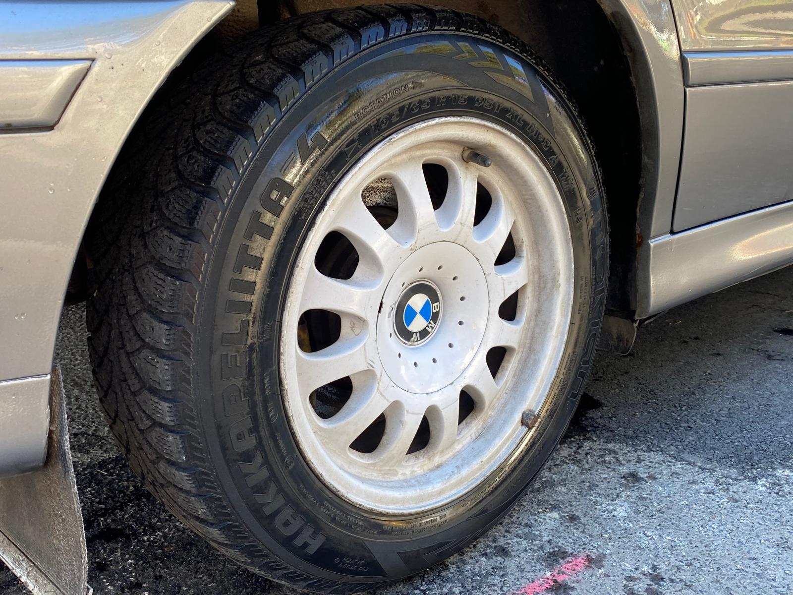 BMW 525