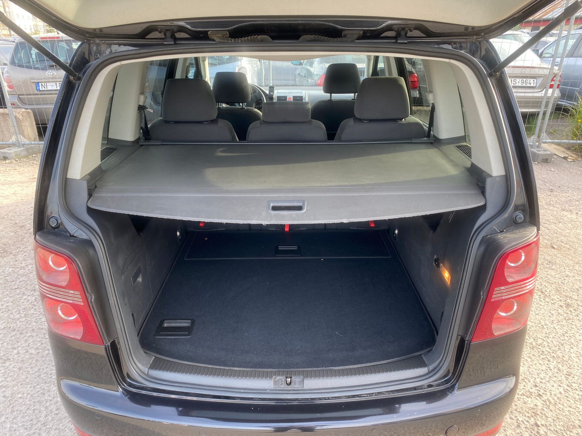 VW TOURAN