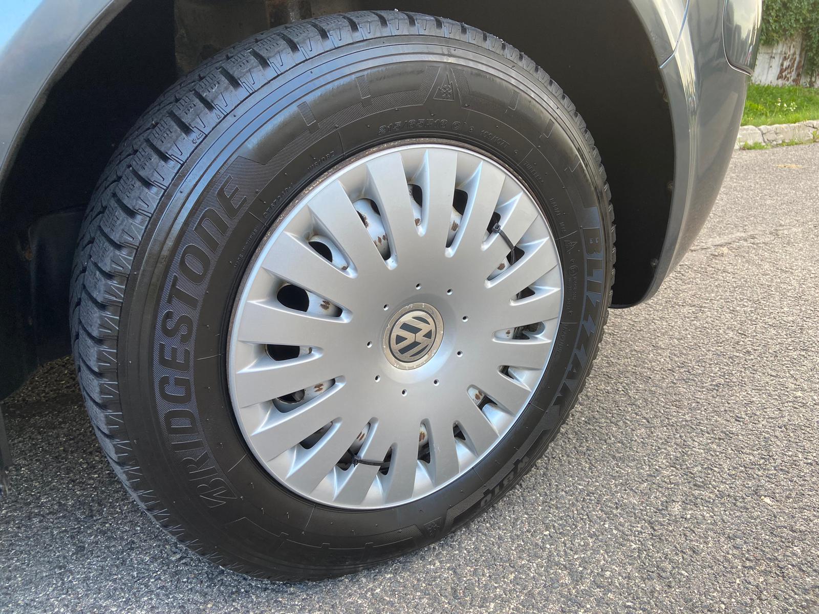 VW Multivan Highline 7-vietas