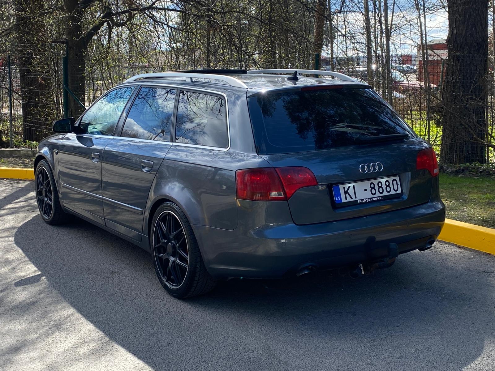 AUDI A4 S-LINE QUATTRO