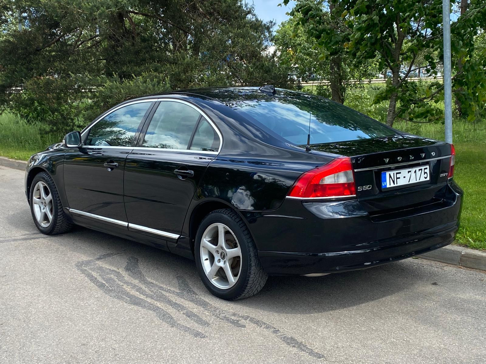 Volvo S80