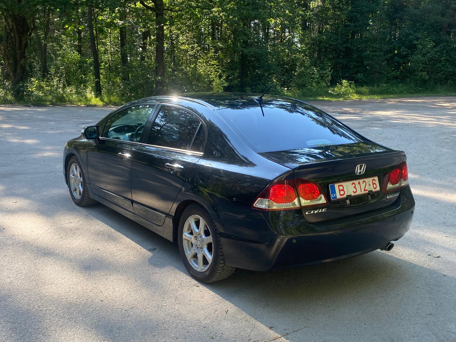 HONDA CIVIC 4DR HYBRID