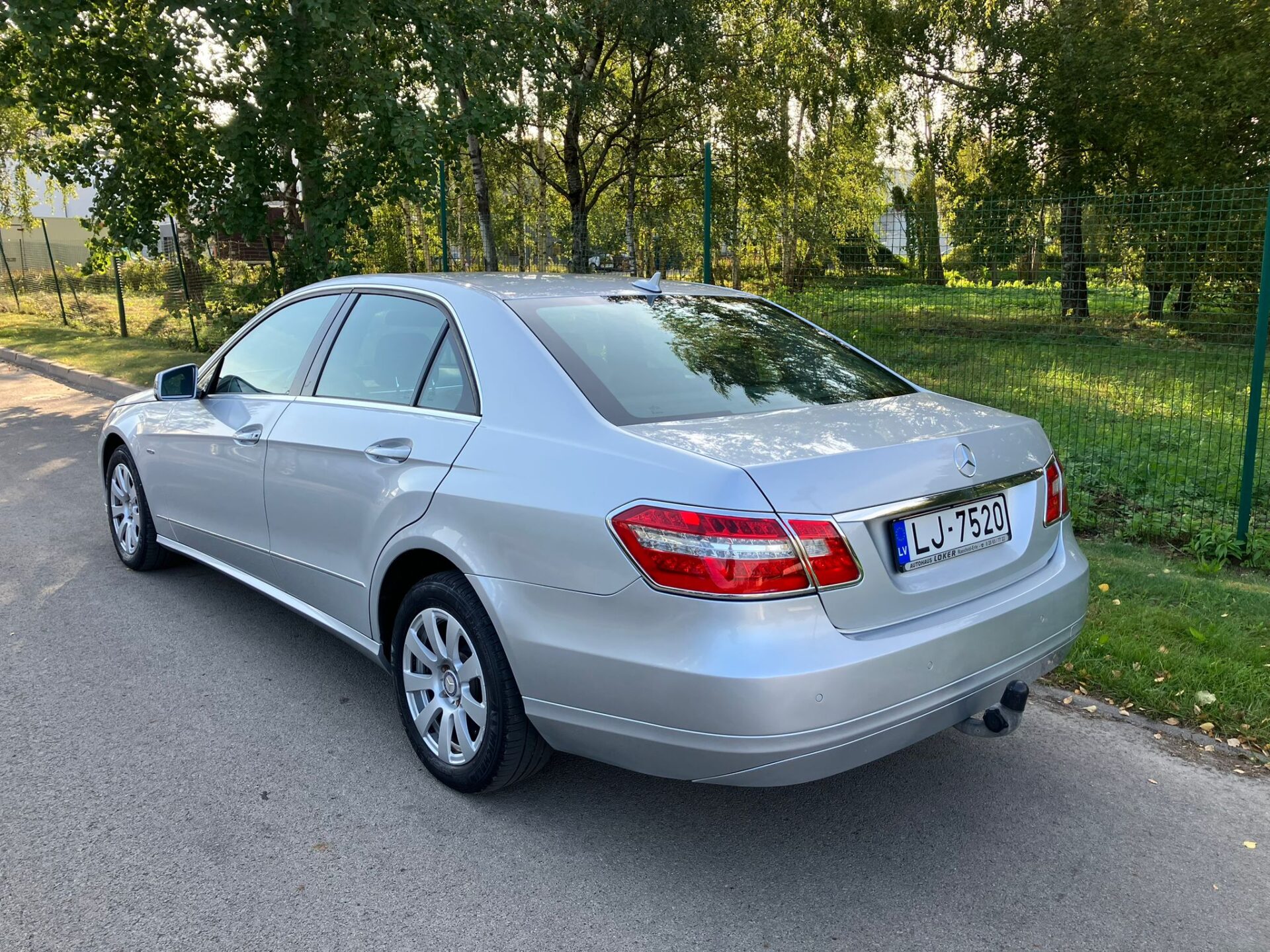 Mercedes E220