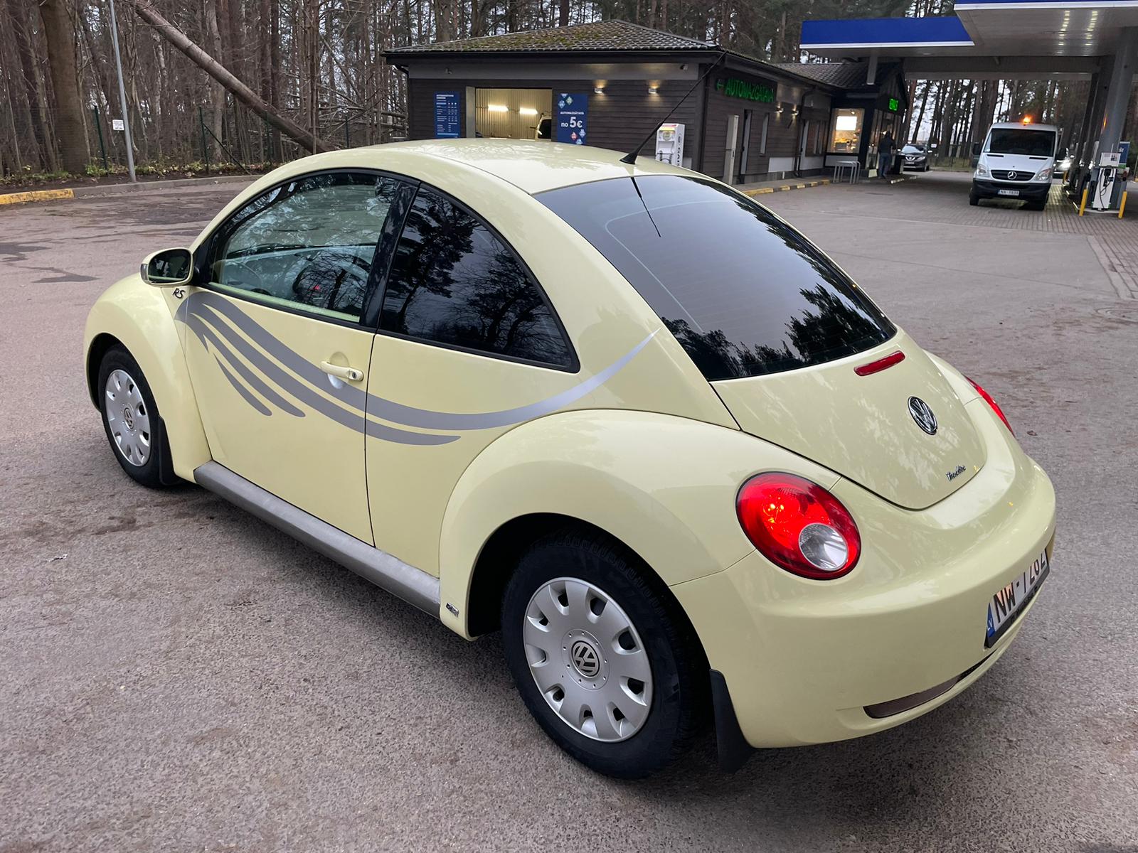 VW NEW BEETLE
