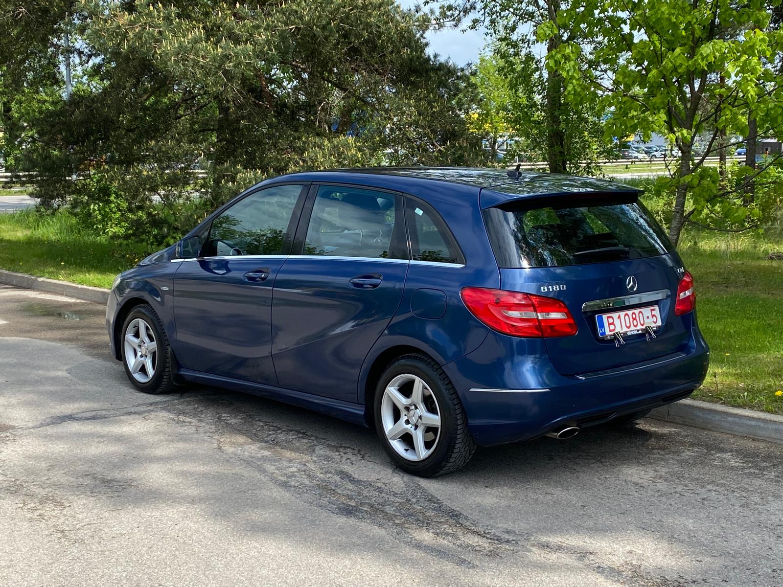 MERCEDES BENZ B180 BLUE EFFICIENCY