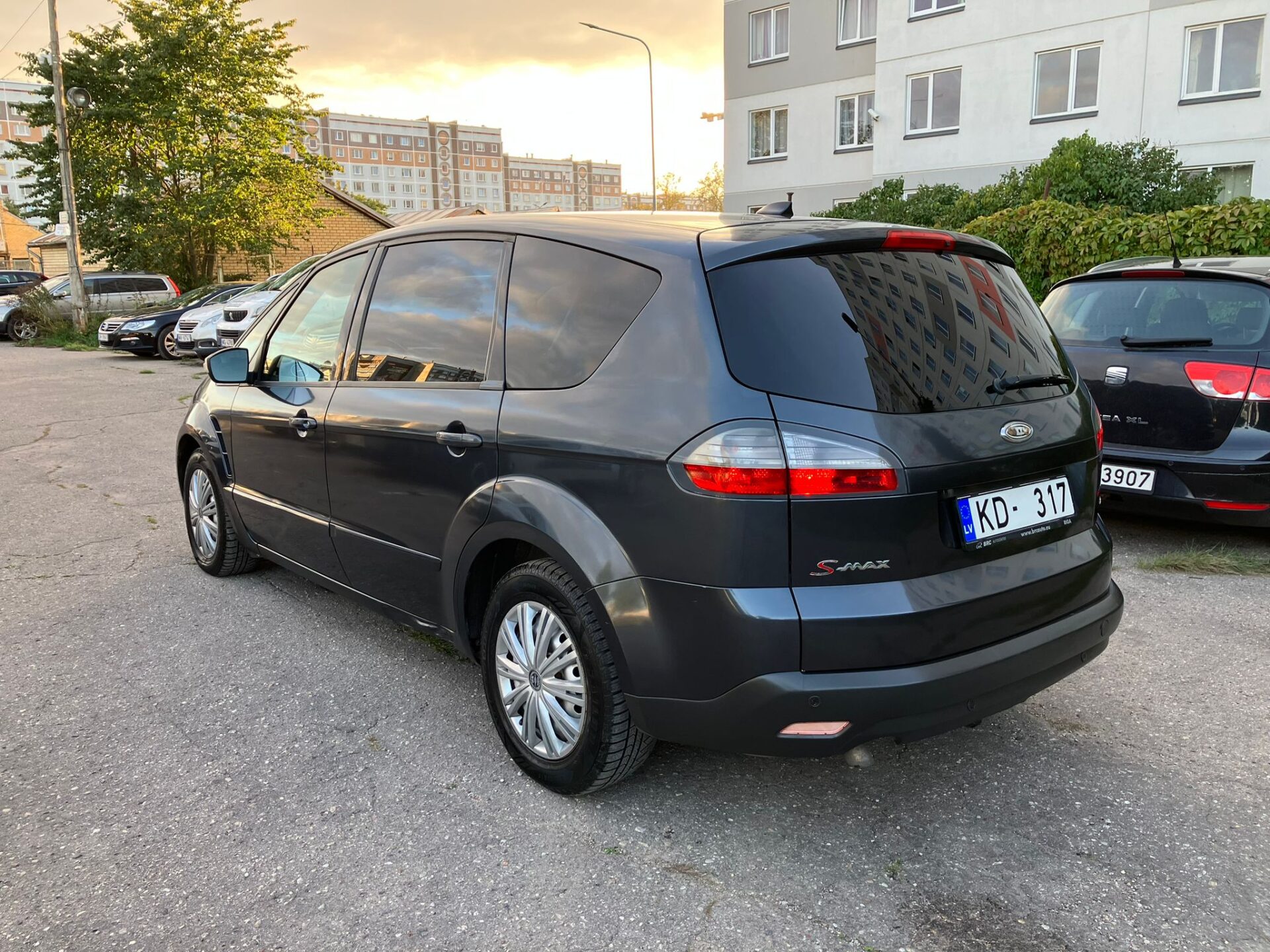 Ford S-Max