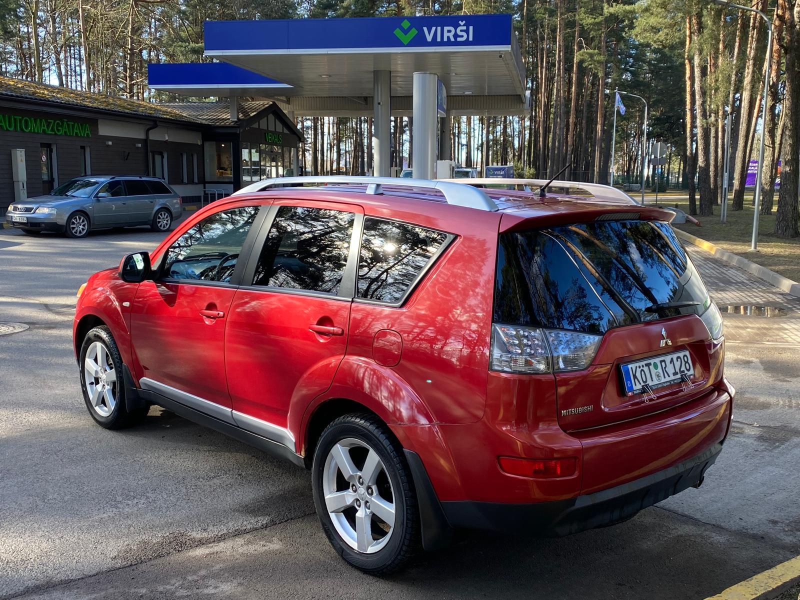 MITSUBISHI OUTLANDER 4X4
