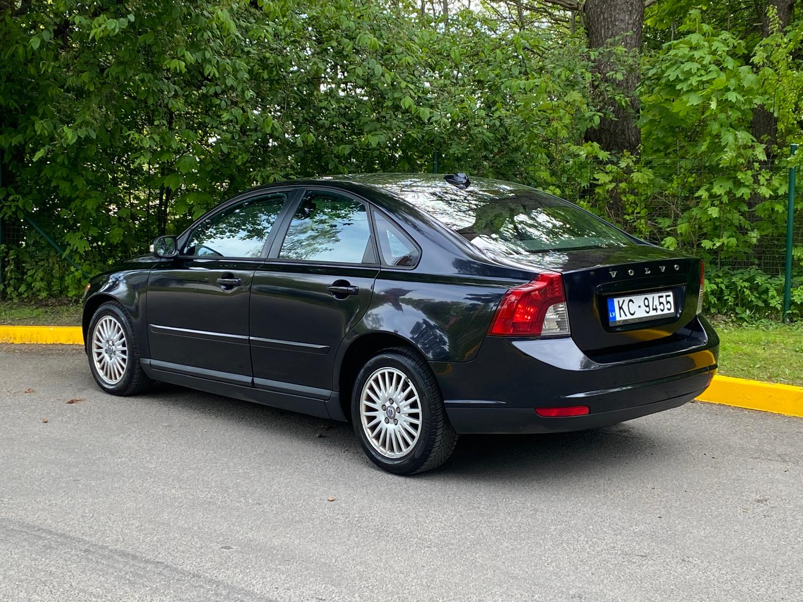 VOLVO S40