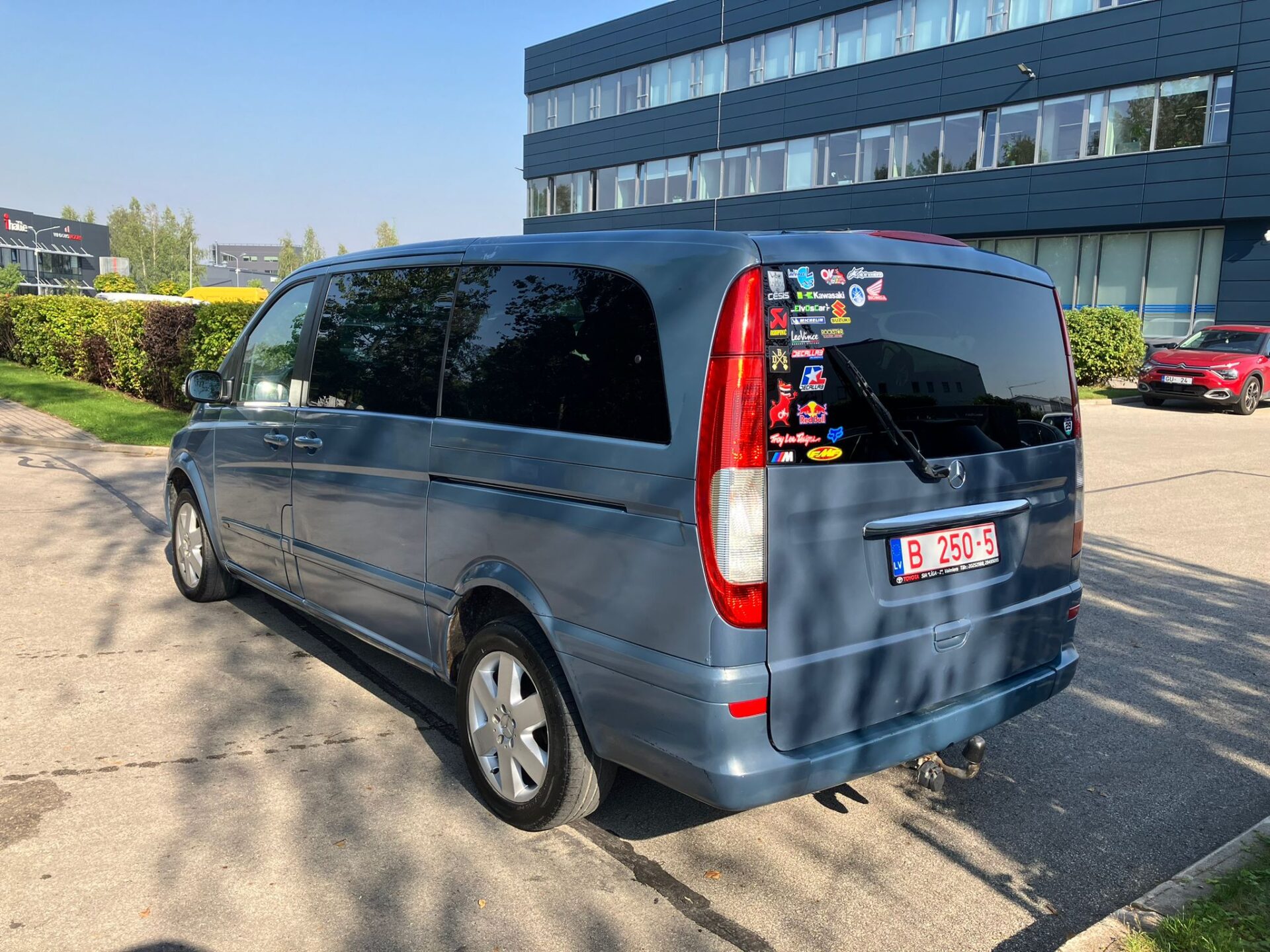 Mercedes Viano 7-vietas