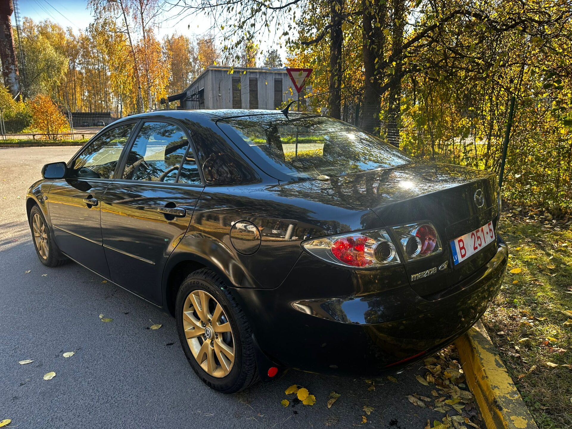 Mazda 6