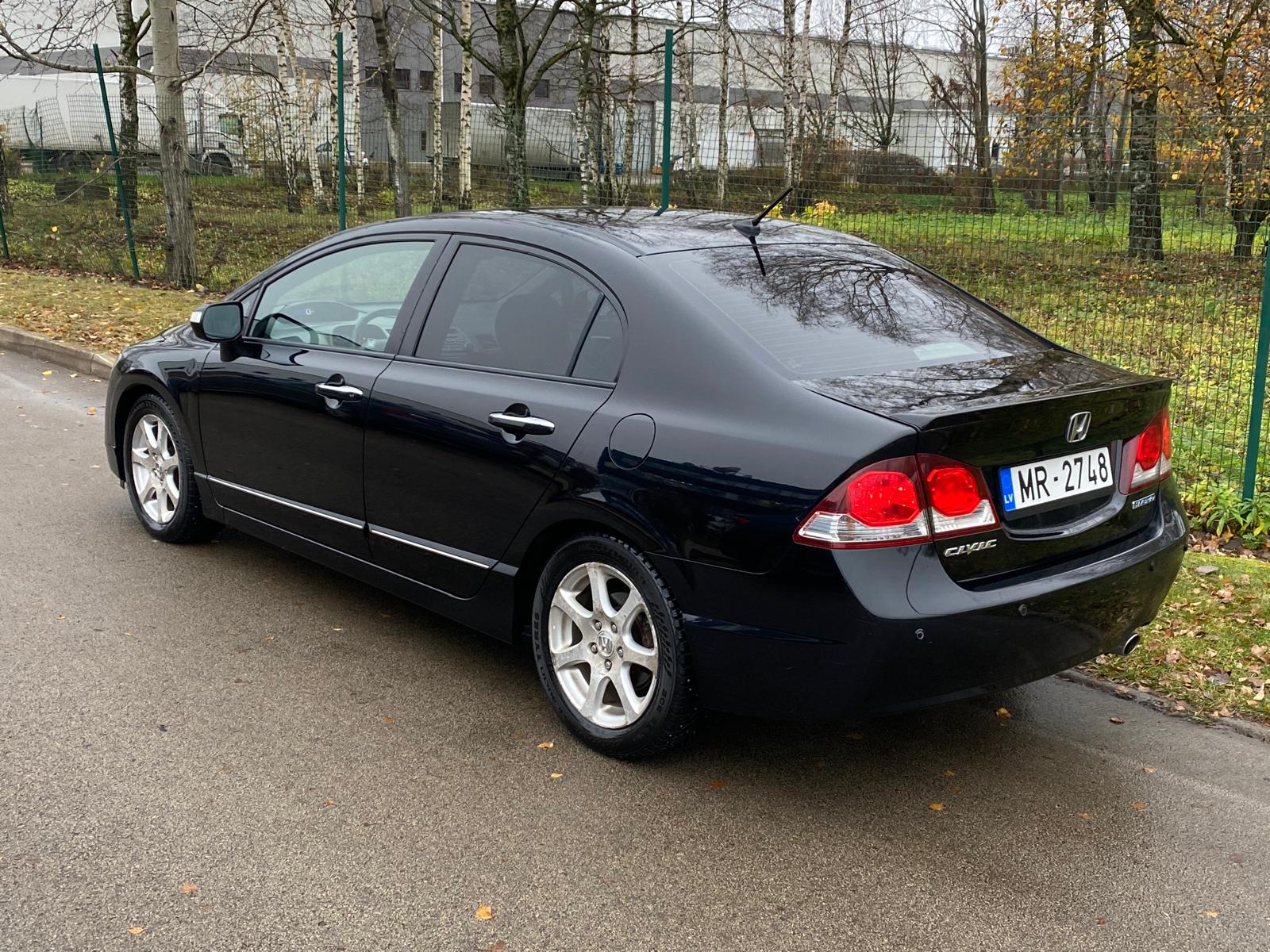Honda Civic 4 D-R hybrid