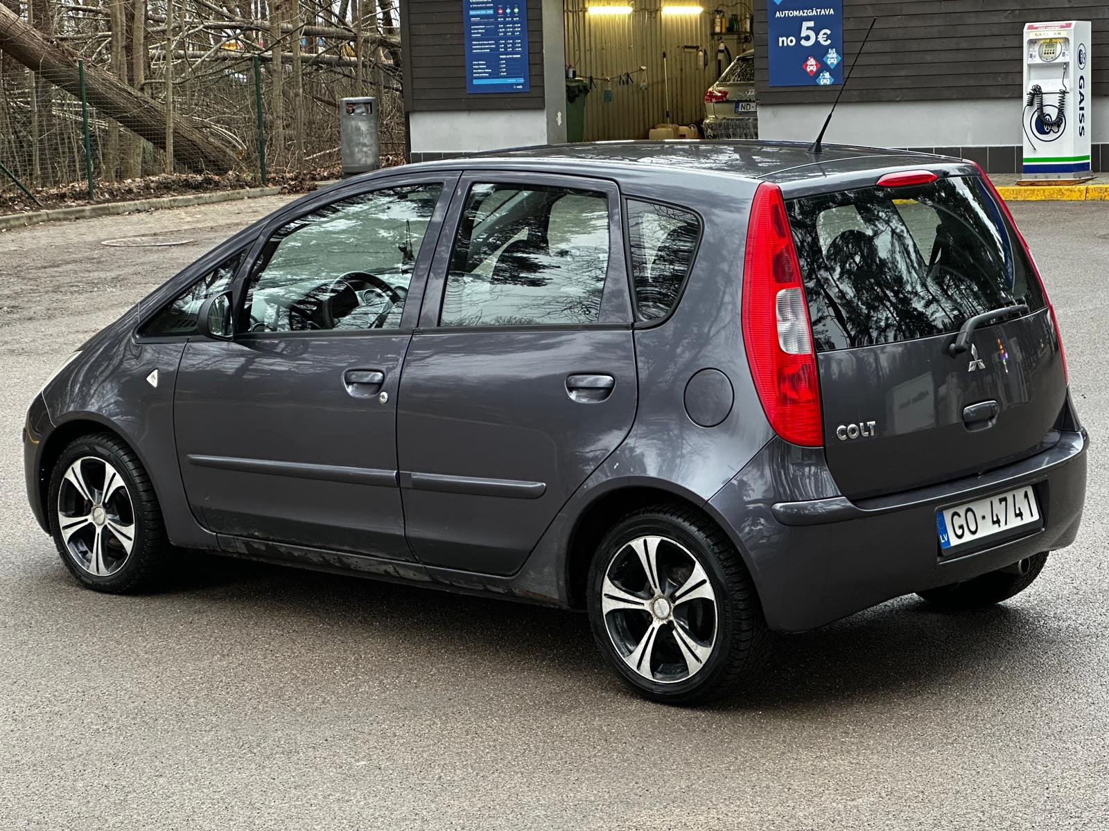 Mitsubishi Colt
