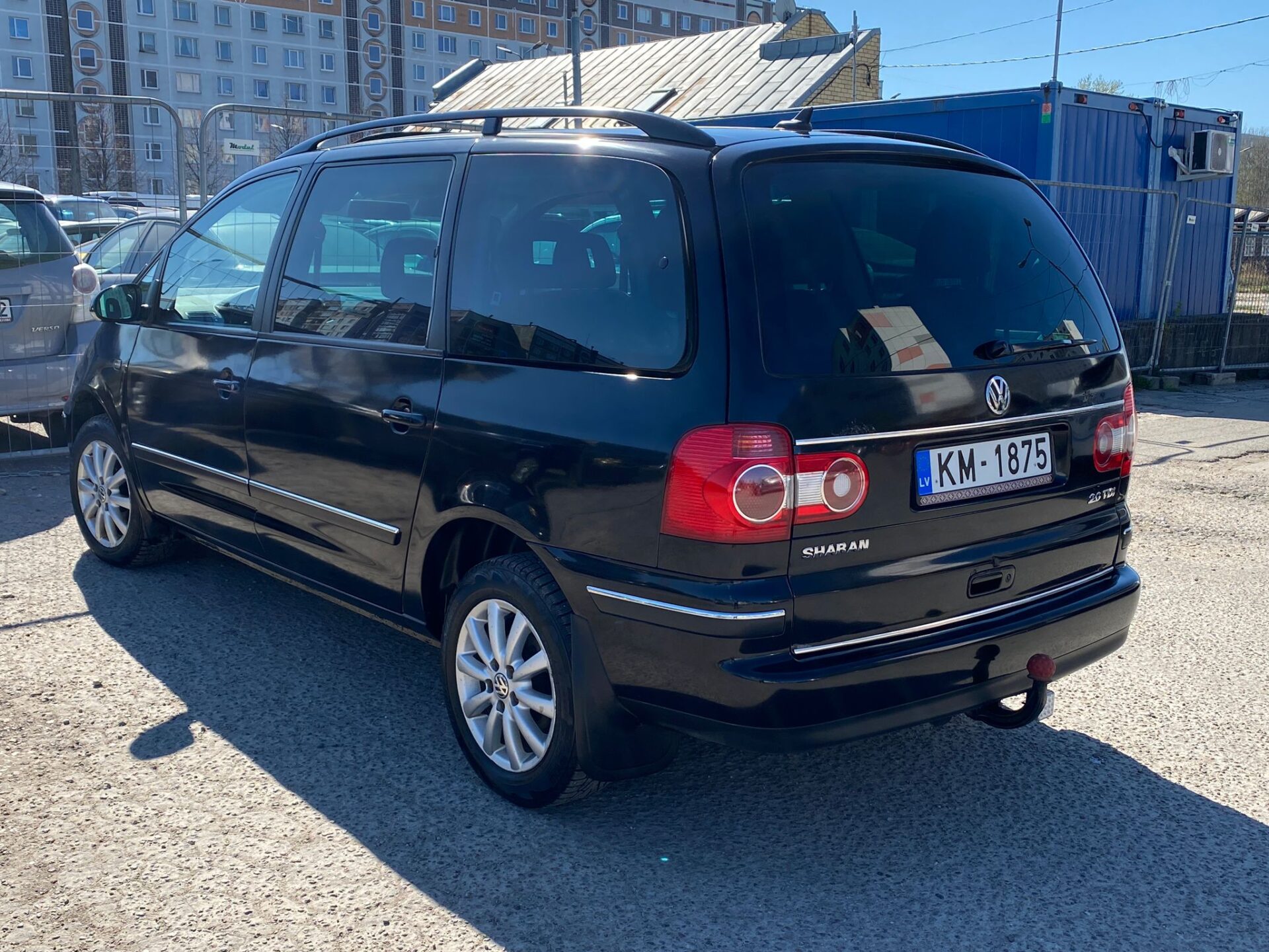 VW Sharan 7-Vietas