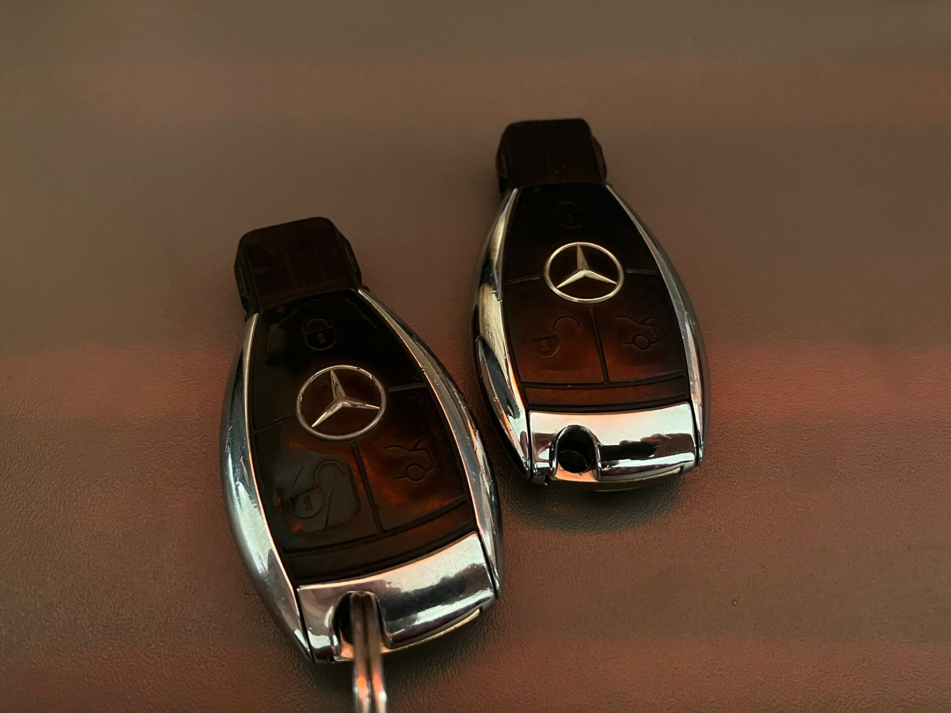 Mercedes Benz R320 7-vietas