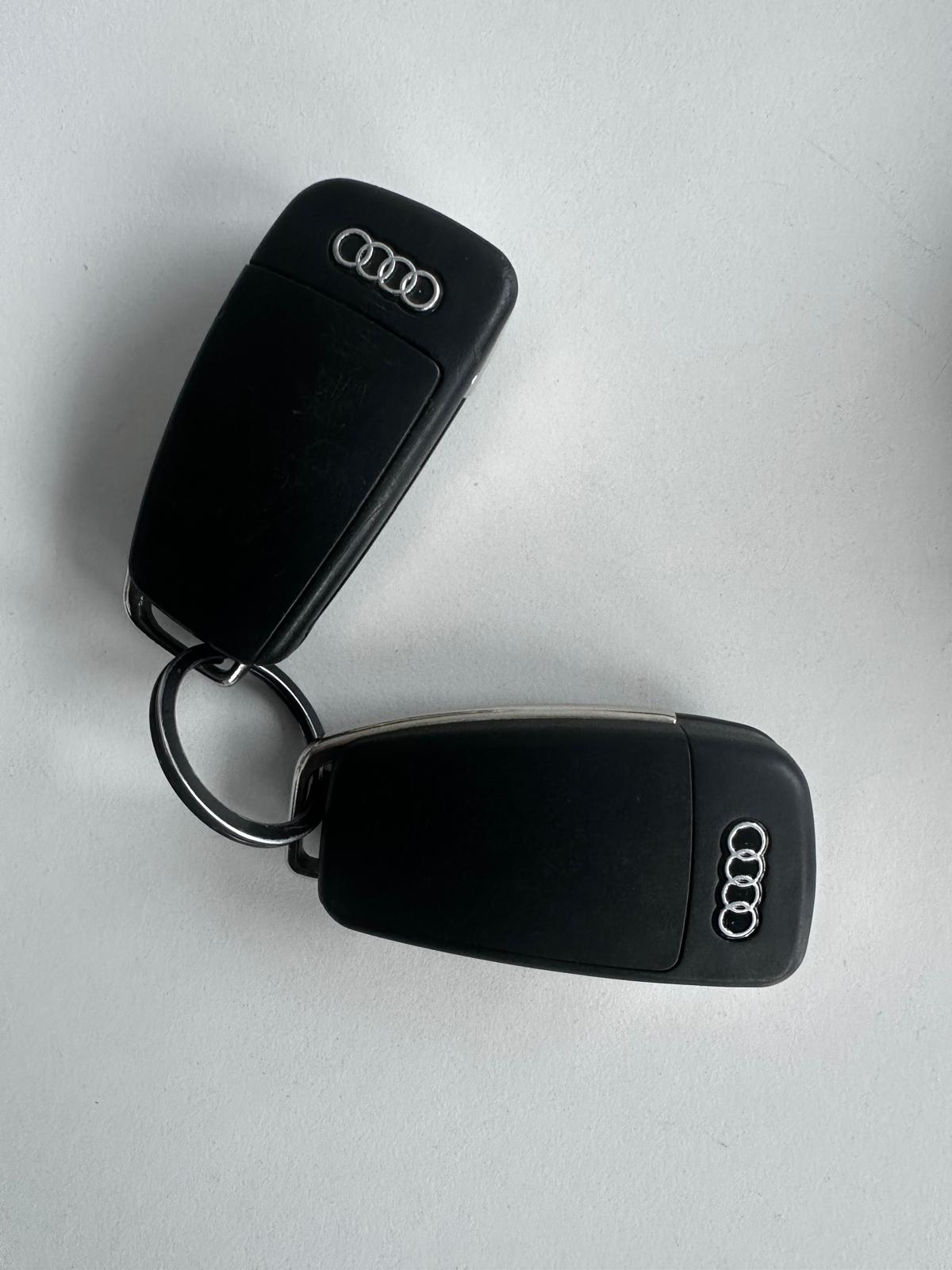 AUDI A4 QUATTRO