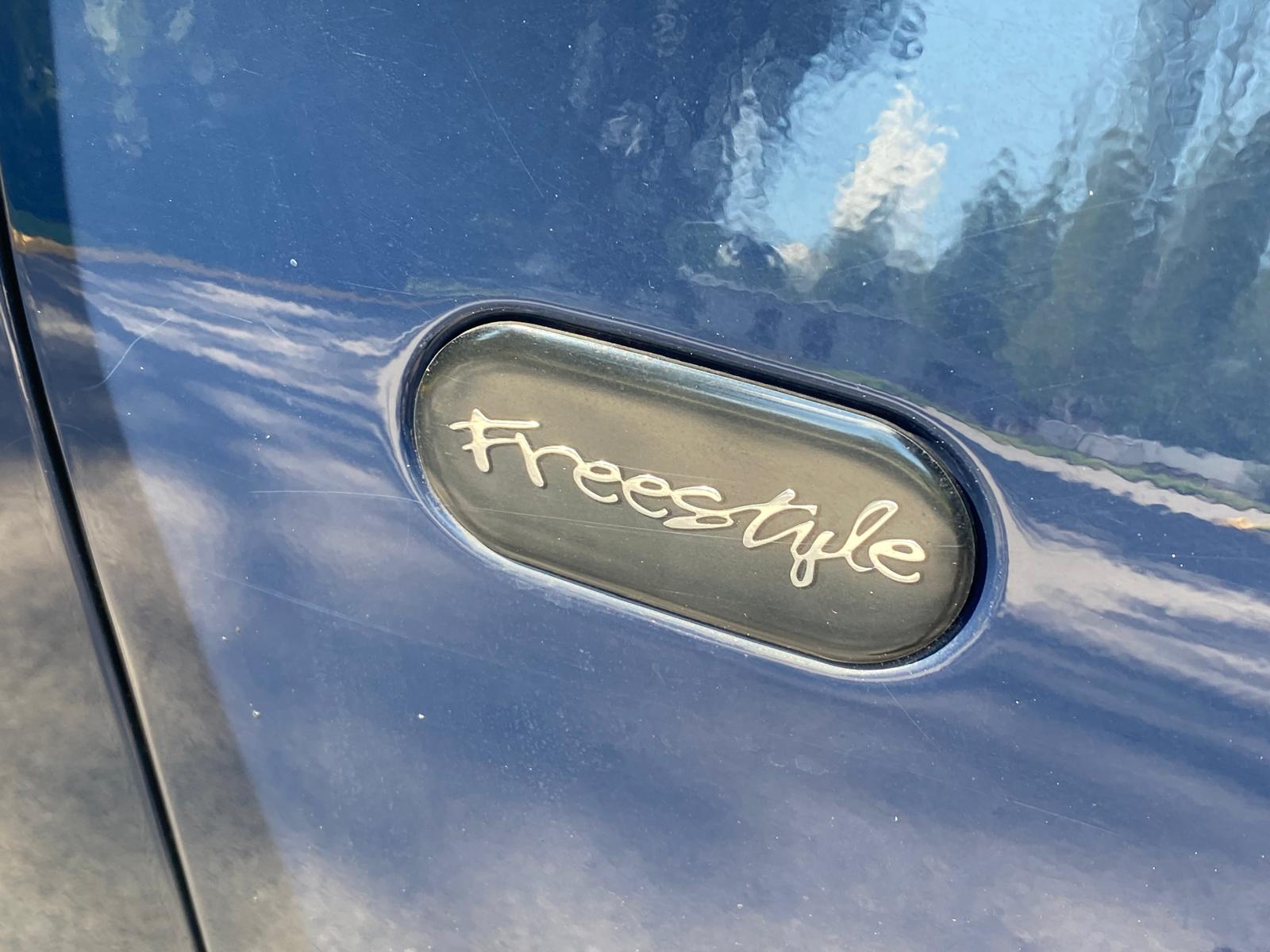 VW SHARAN FREESTYLE 7-VIETAS