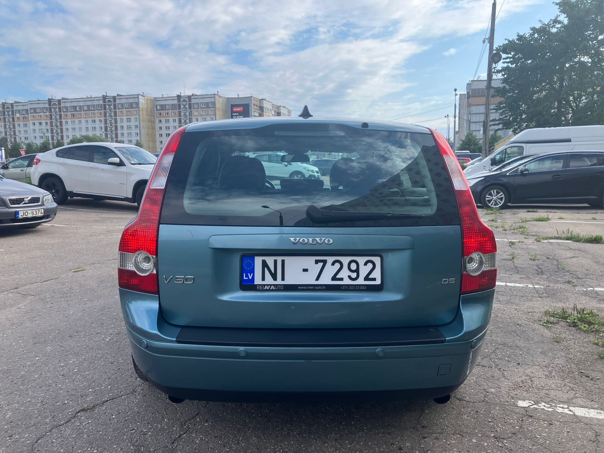 Volvo V50