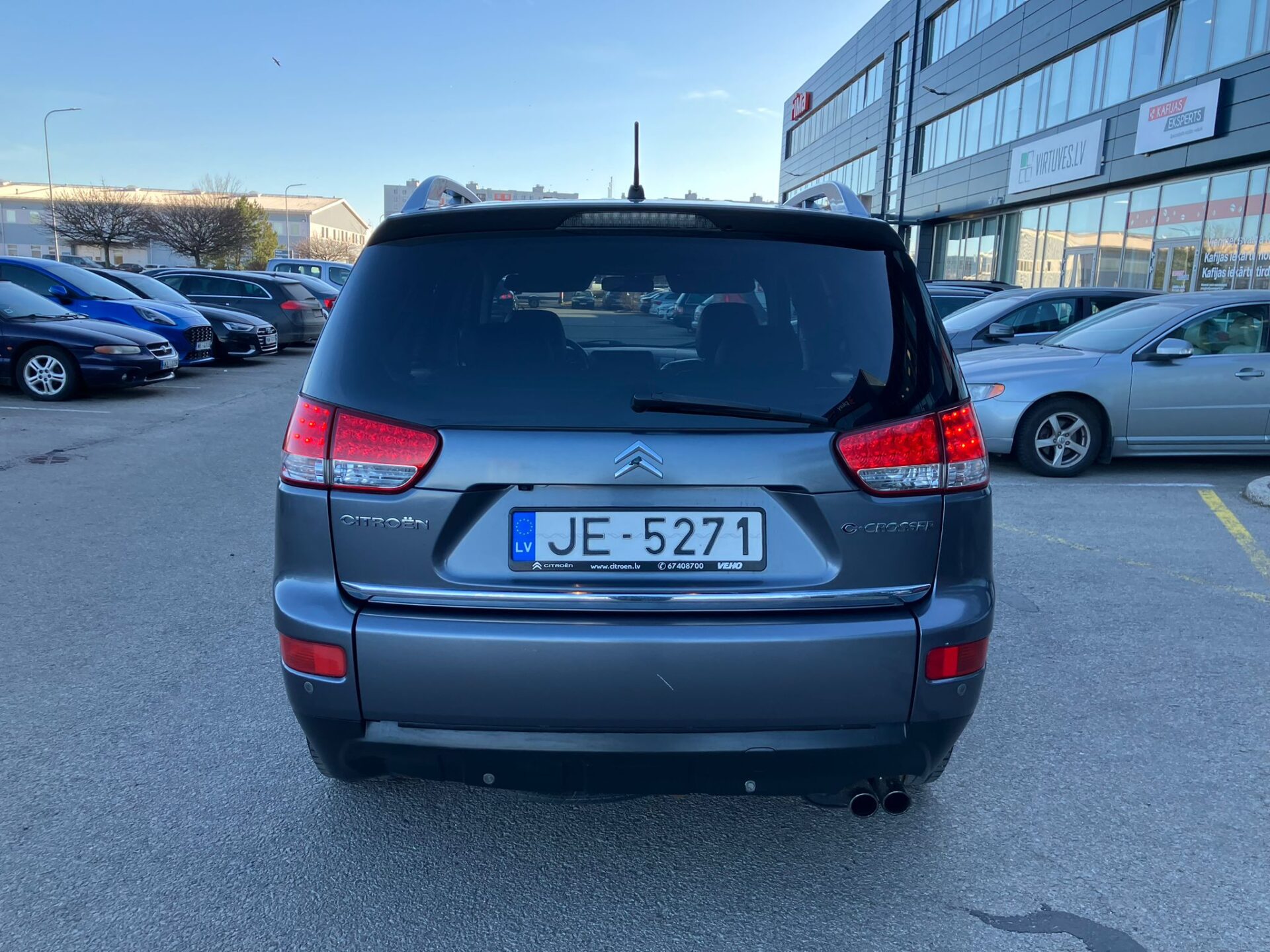 CITROEN C-CROSSER 7 vietas 4×4