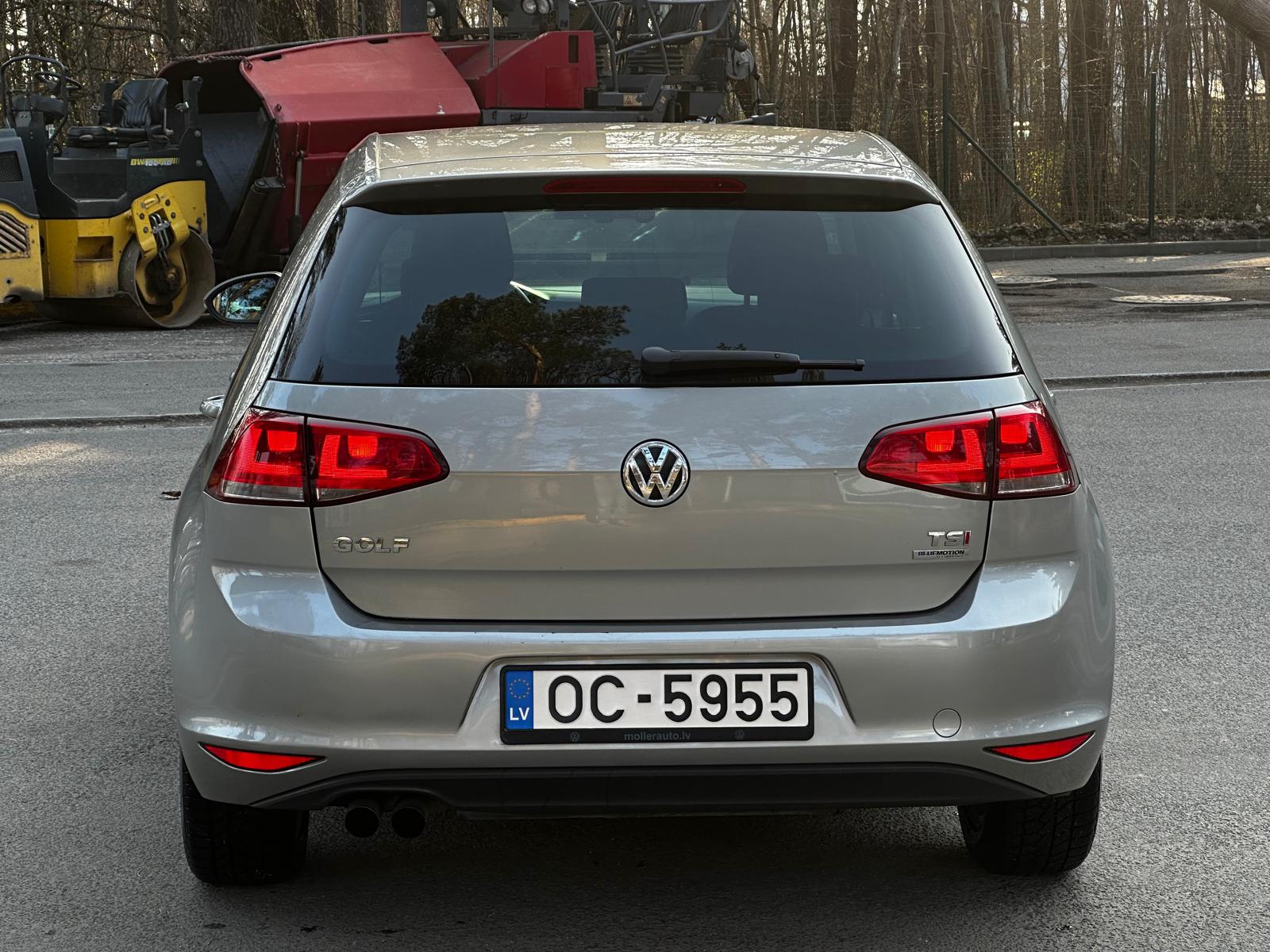 VW Golf Tsi Bluemotion