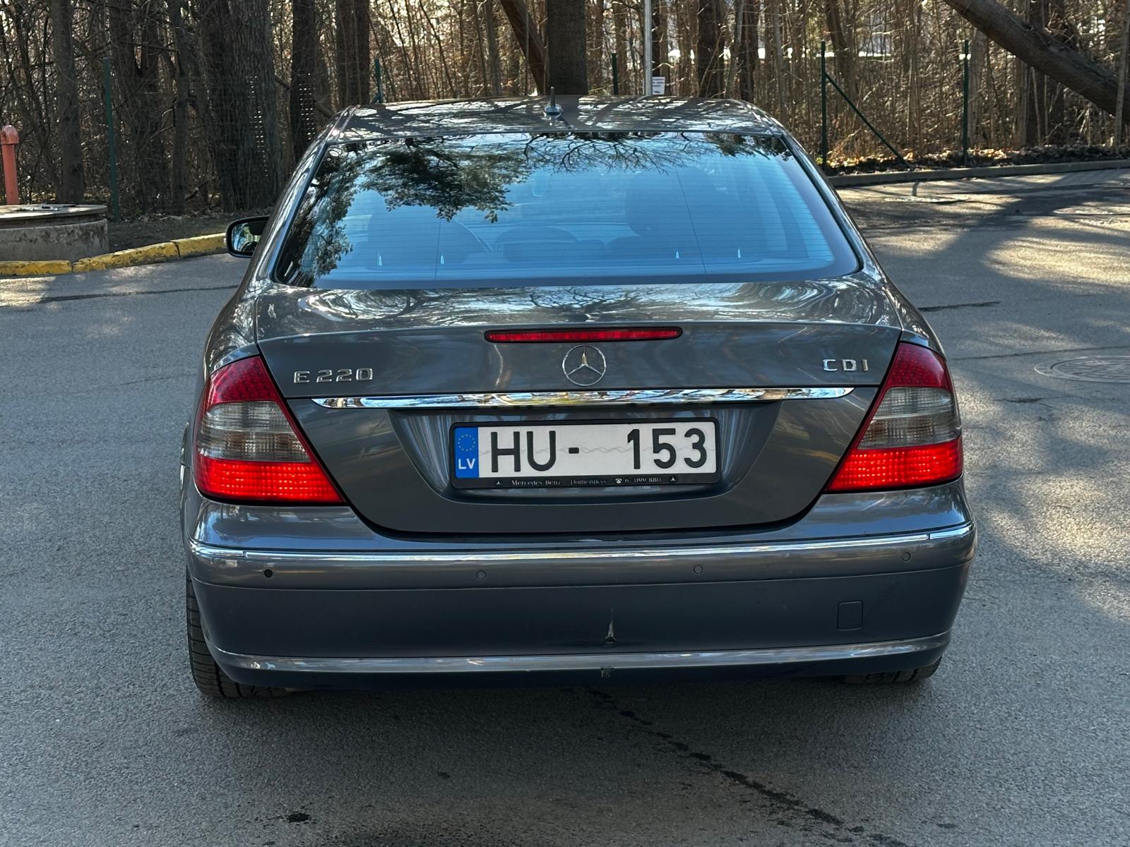Mercedes Benz E220 Avantgarde