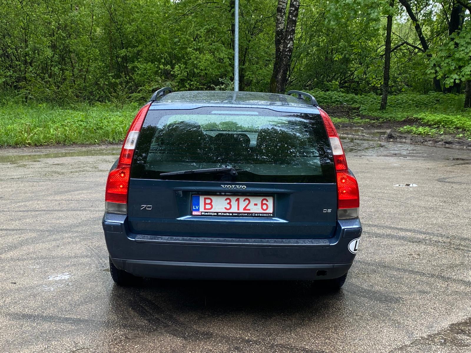 VOLVO V70