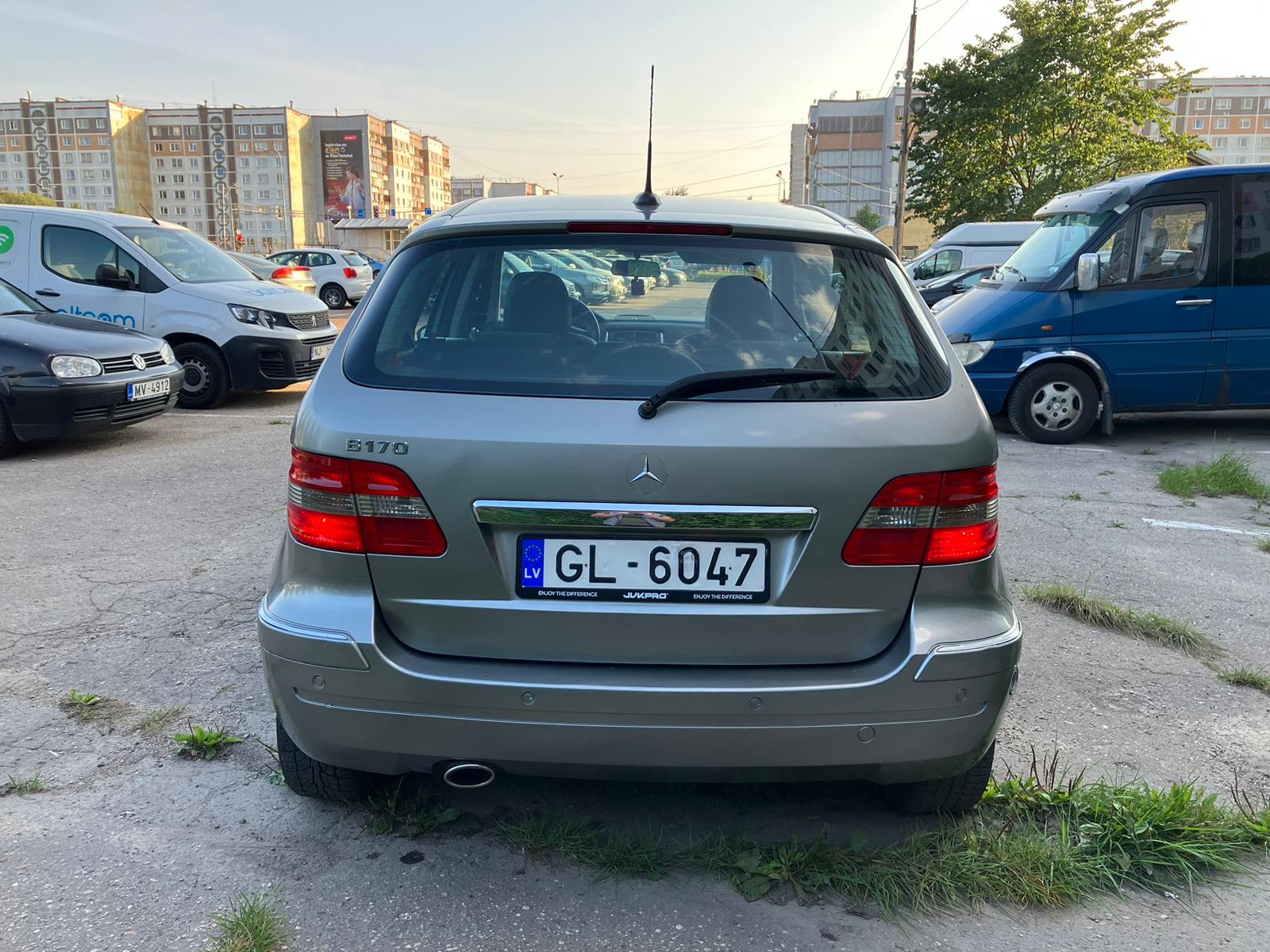 Mercedes Benz B170