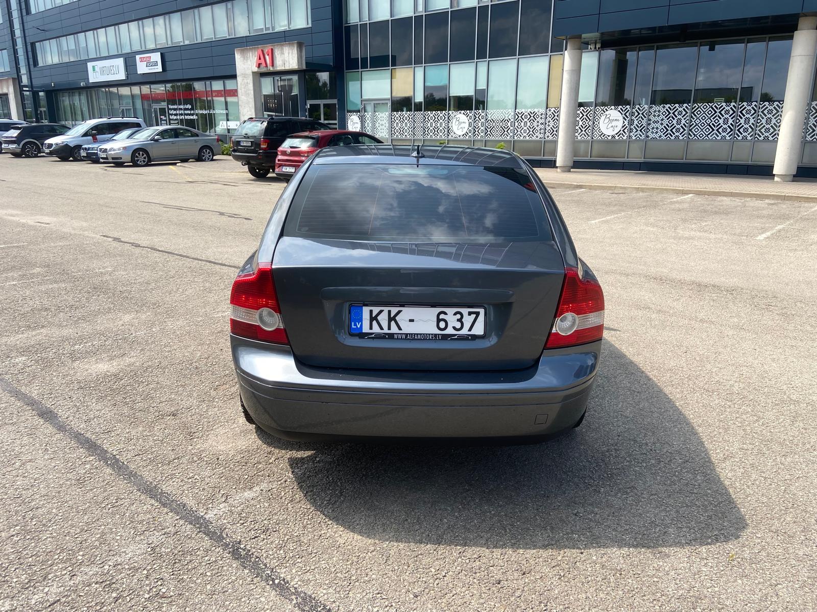 Volvo S40