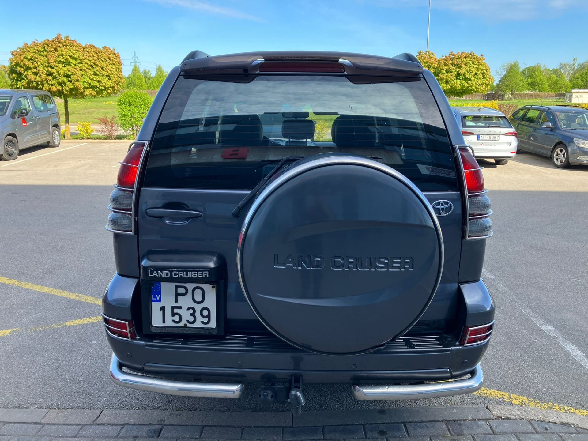 Toyota Land Cruiser D4D 4×4 8-мест