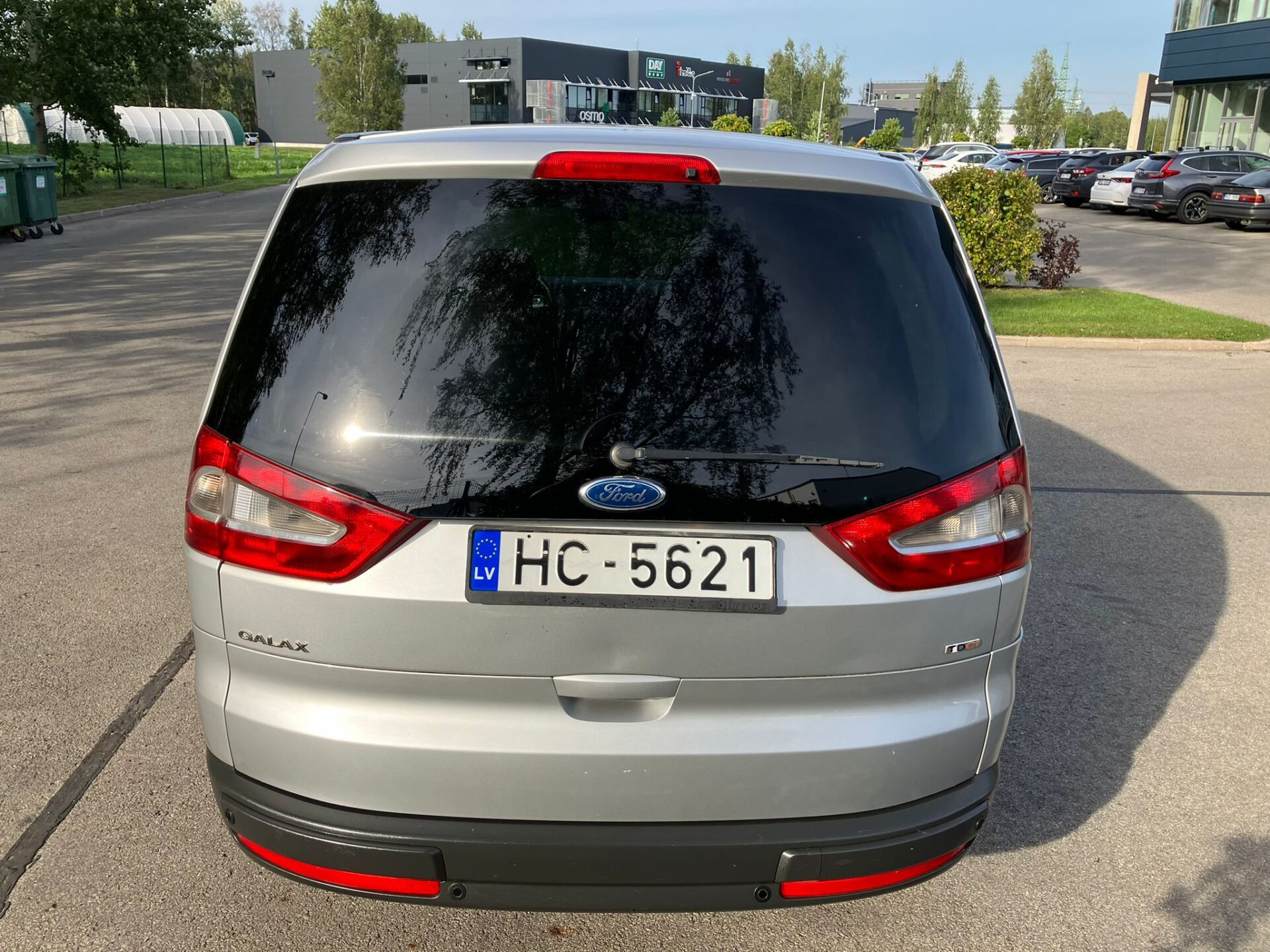 Ford Galaxy Ghia 7-vietas