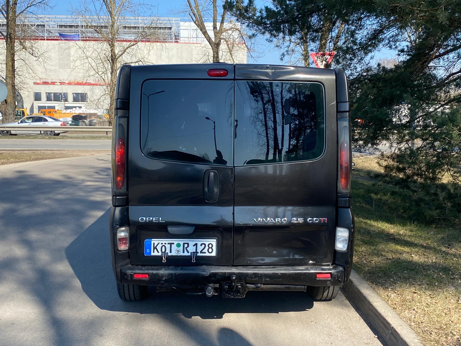 Opel Vivaro Грузовой фургон 3-мест