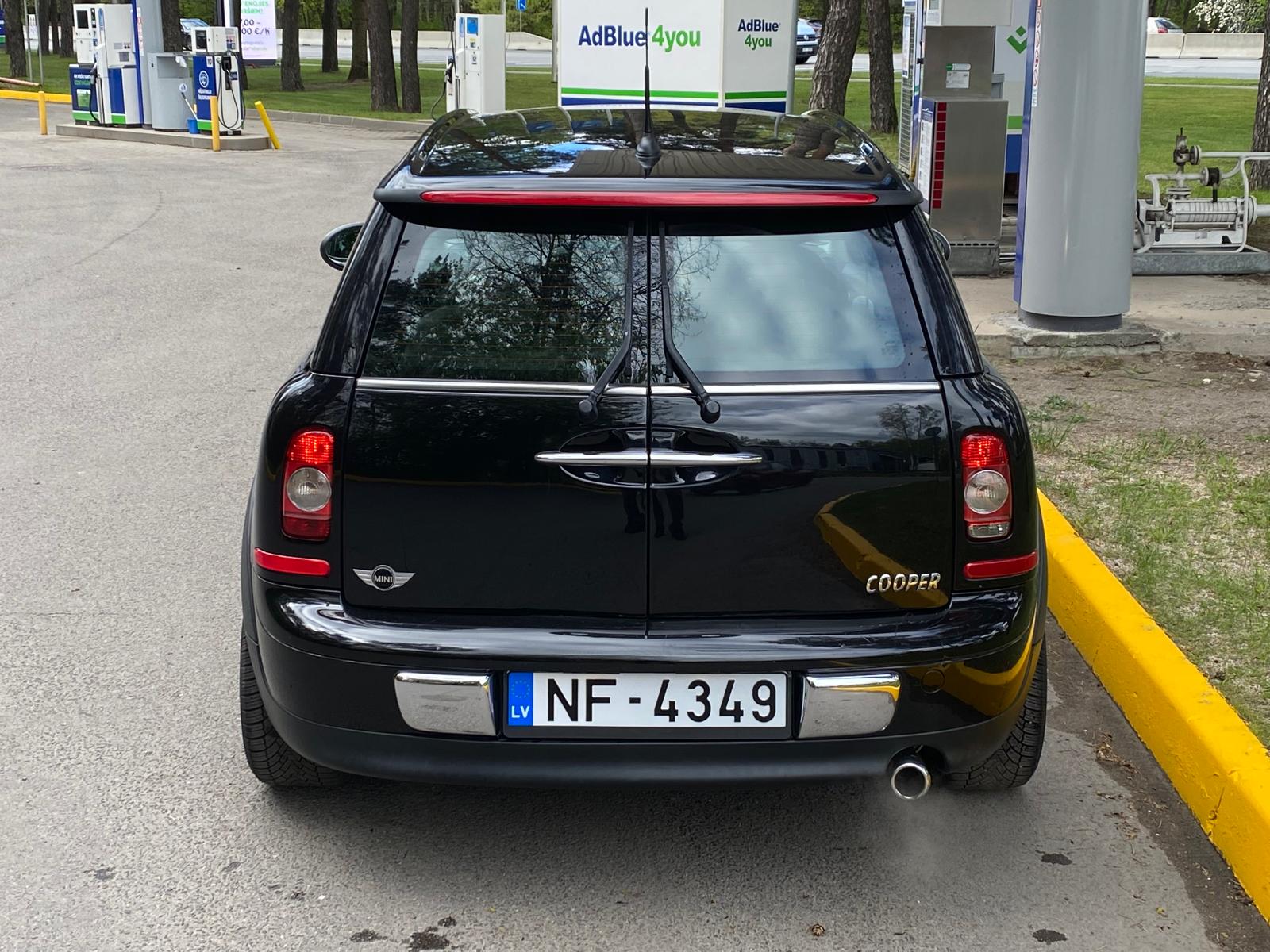 MINI COOPER CLUBMAN