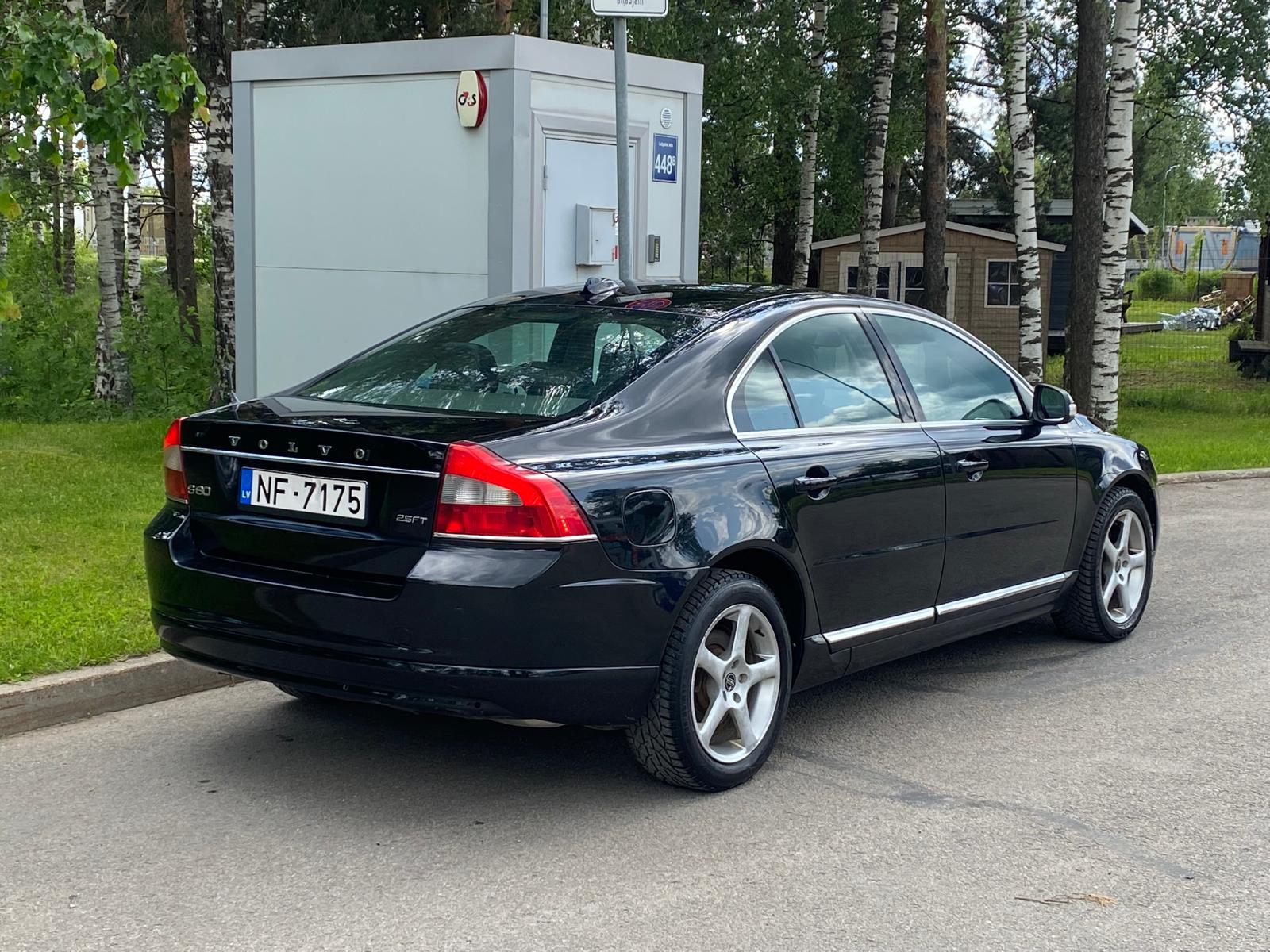 Volvo S80