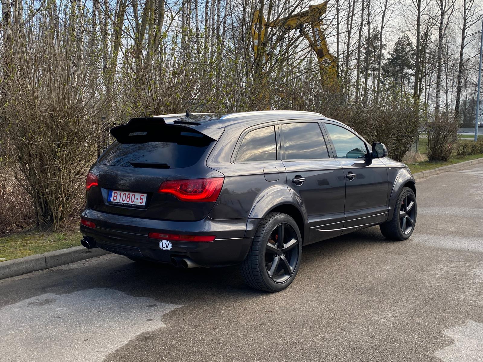 Audi Q7 S-Line Quattro