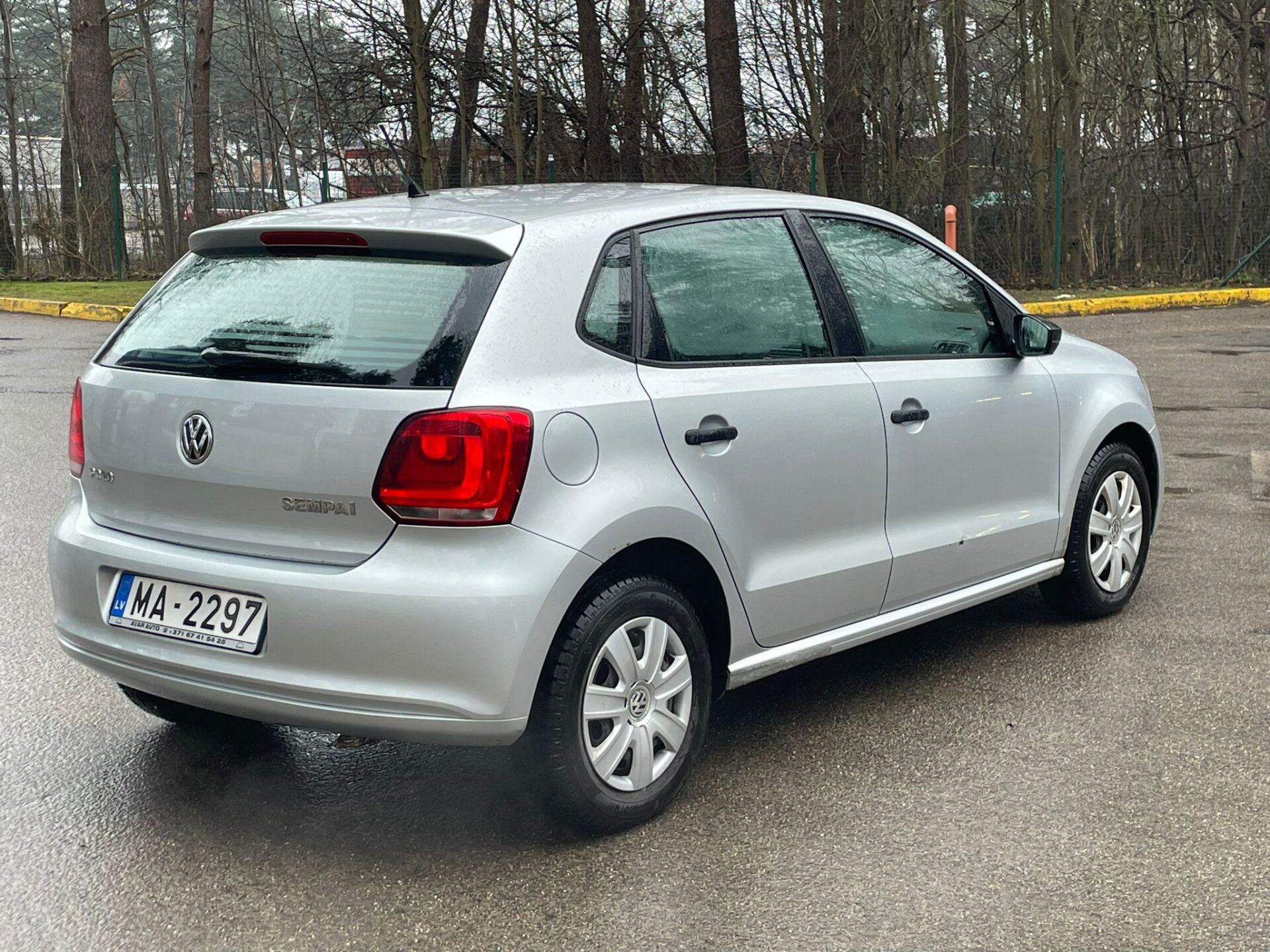 VW POLO