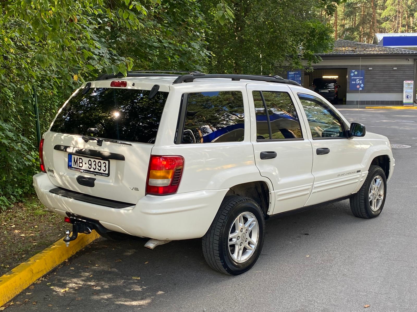 Jeep Grand Cherokee 4×4 special editions v8
